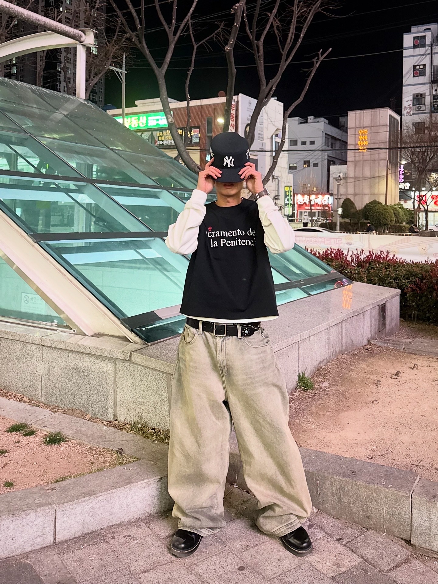 New Era MLB New York Yankees Pillbox Series Ball Cap Navy, Dr. Martens 1461 Smooth Black 착용 스타일 - 3