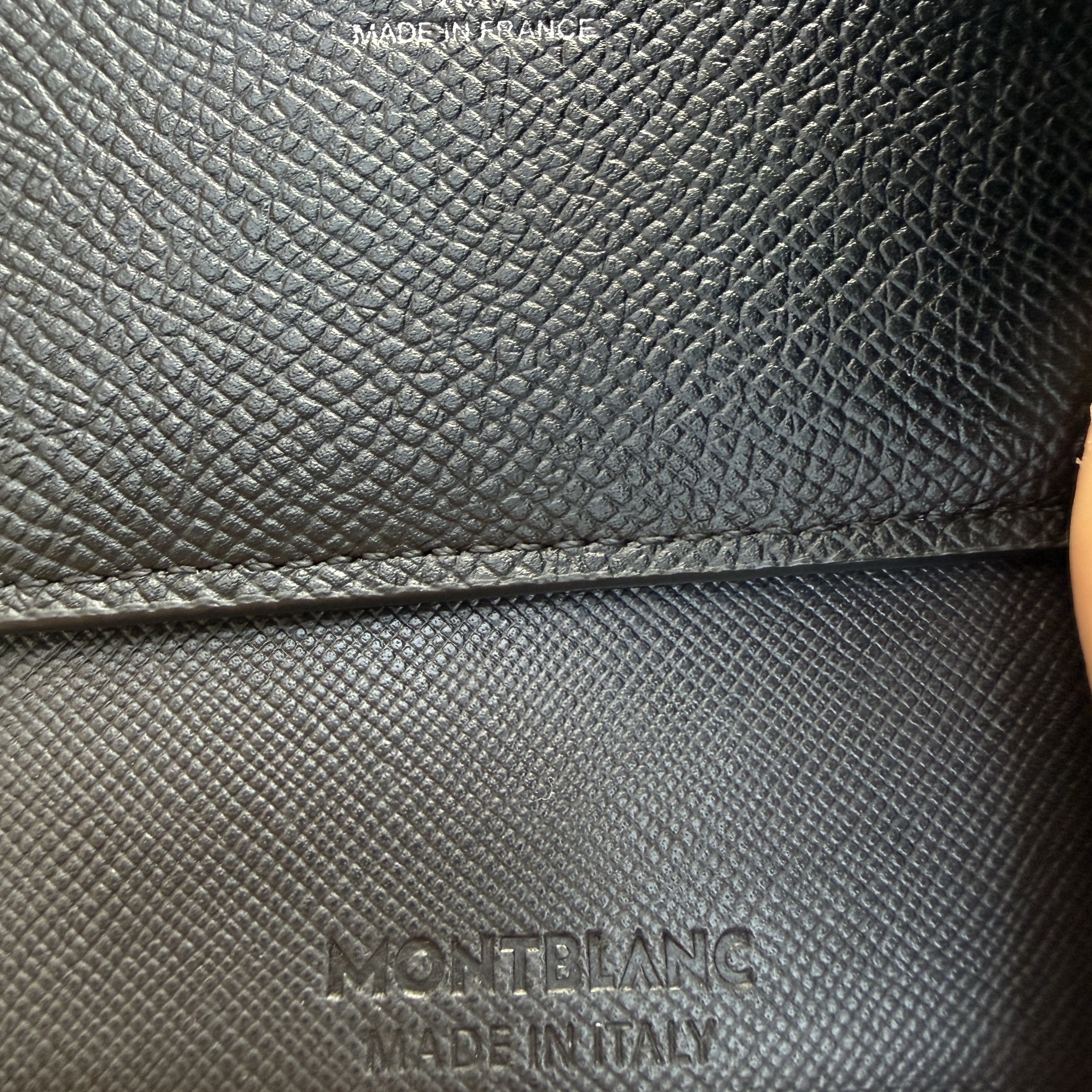 Montblanc Sartorial 6cc Wallet Black, Hermes MC² Copernic Wallet Epsom & Noir 착용 스타일