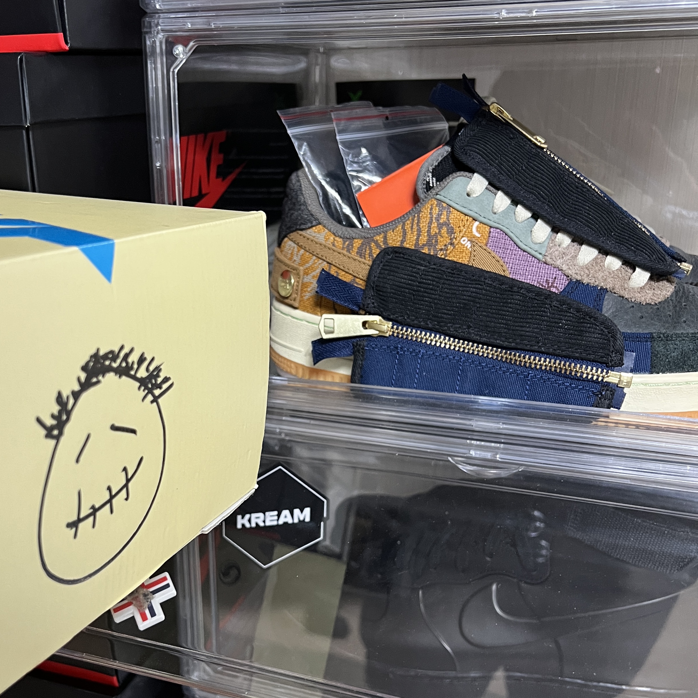 Nike x Travis Scott Air Force 1 Low Cactus Jack 착용 스타일 - 1