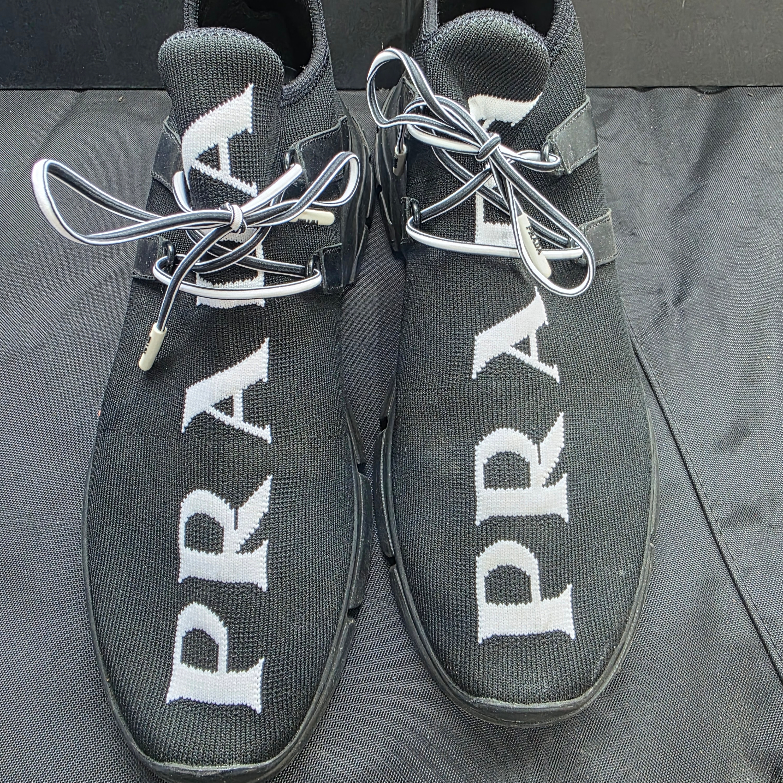 Prada XY Knit Sneakers Black White 착용 스타일