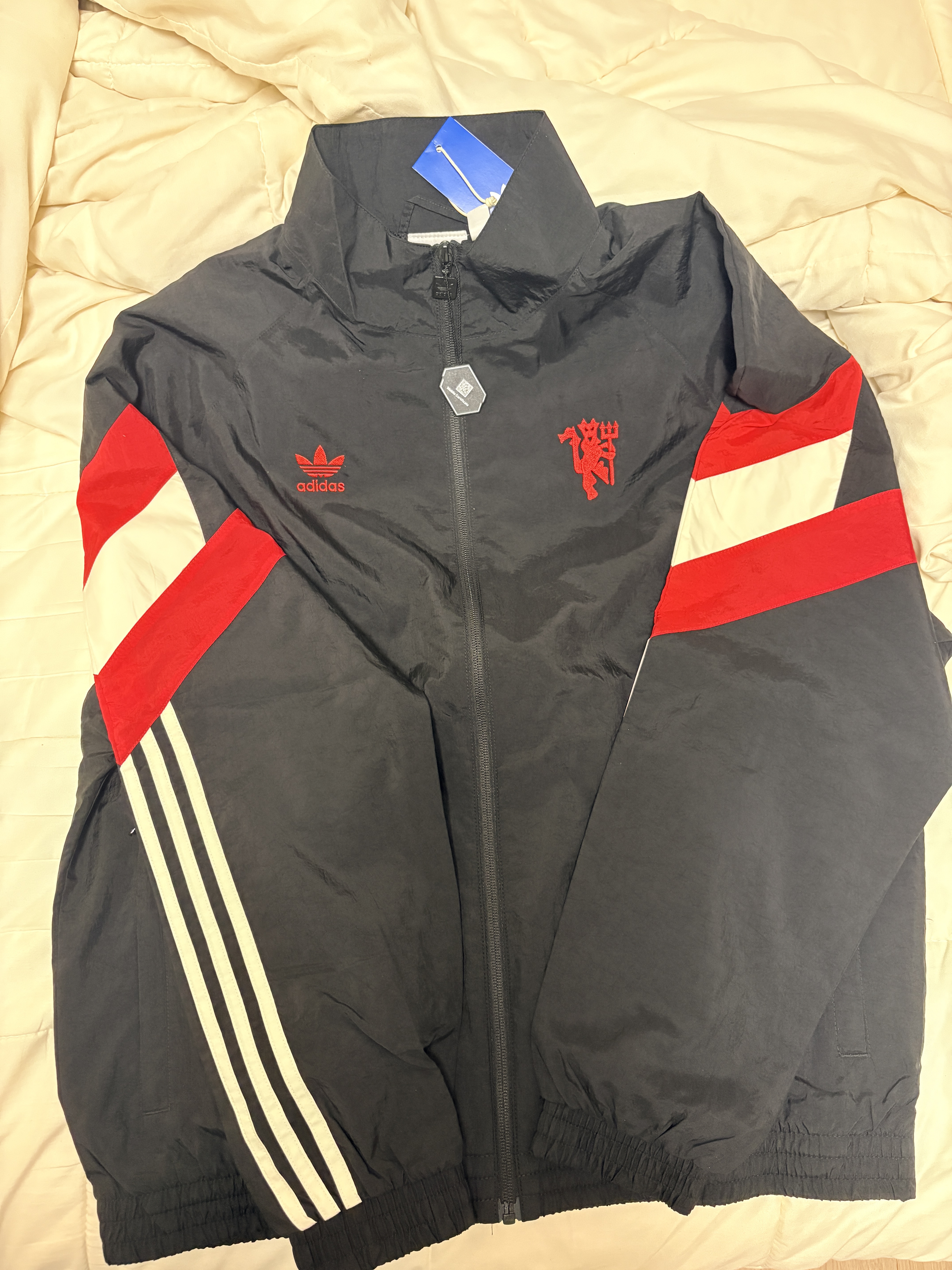Adidas Manchester United Originals Track Top Black Red - KR Sizing 착용 스타일