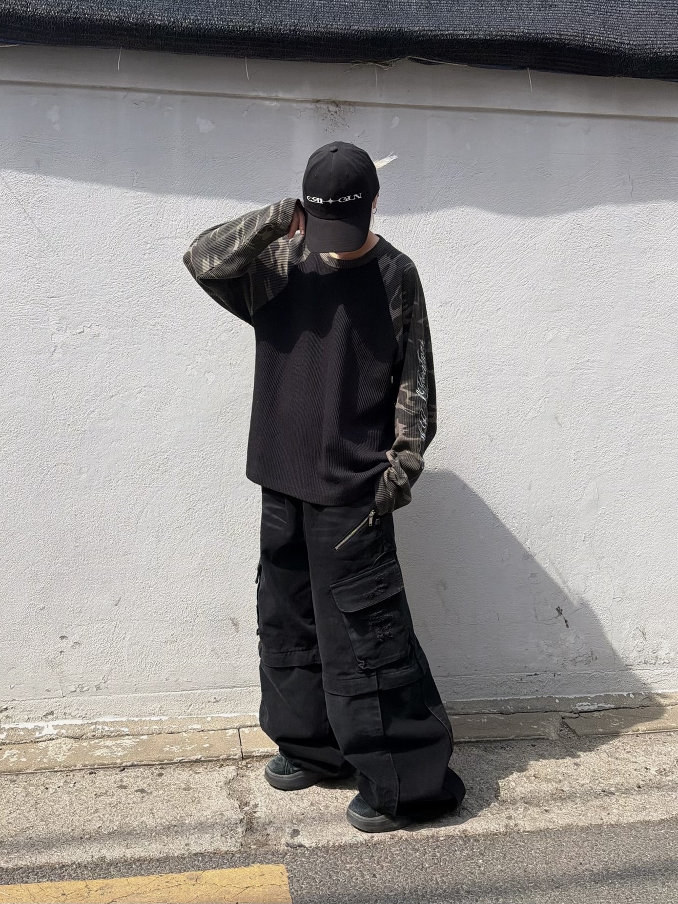 ERL Vamp Skate Shoe Pirate Black 착용 스타일 - 2