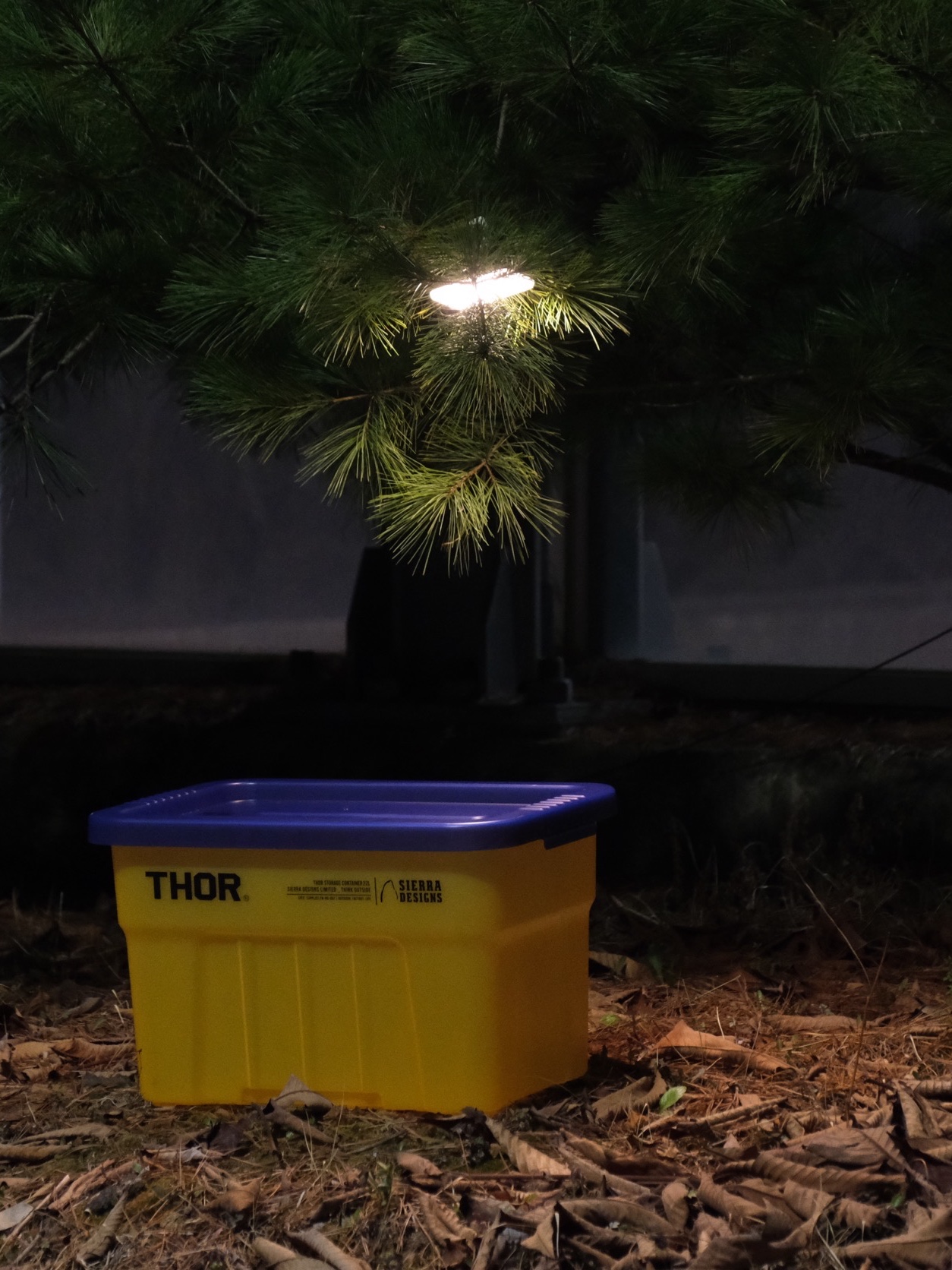 SIERRA DESIGNS GRAND MOTHERSHIP LT THOR Box 22L Clear Multi 착용 스타일 - 6