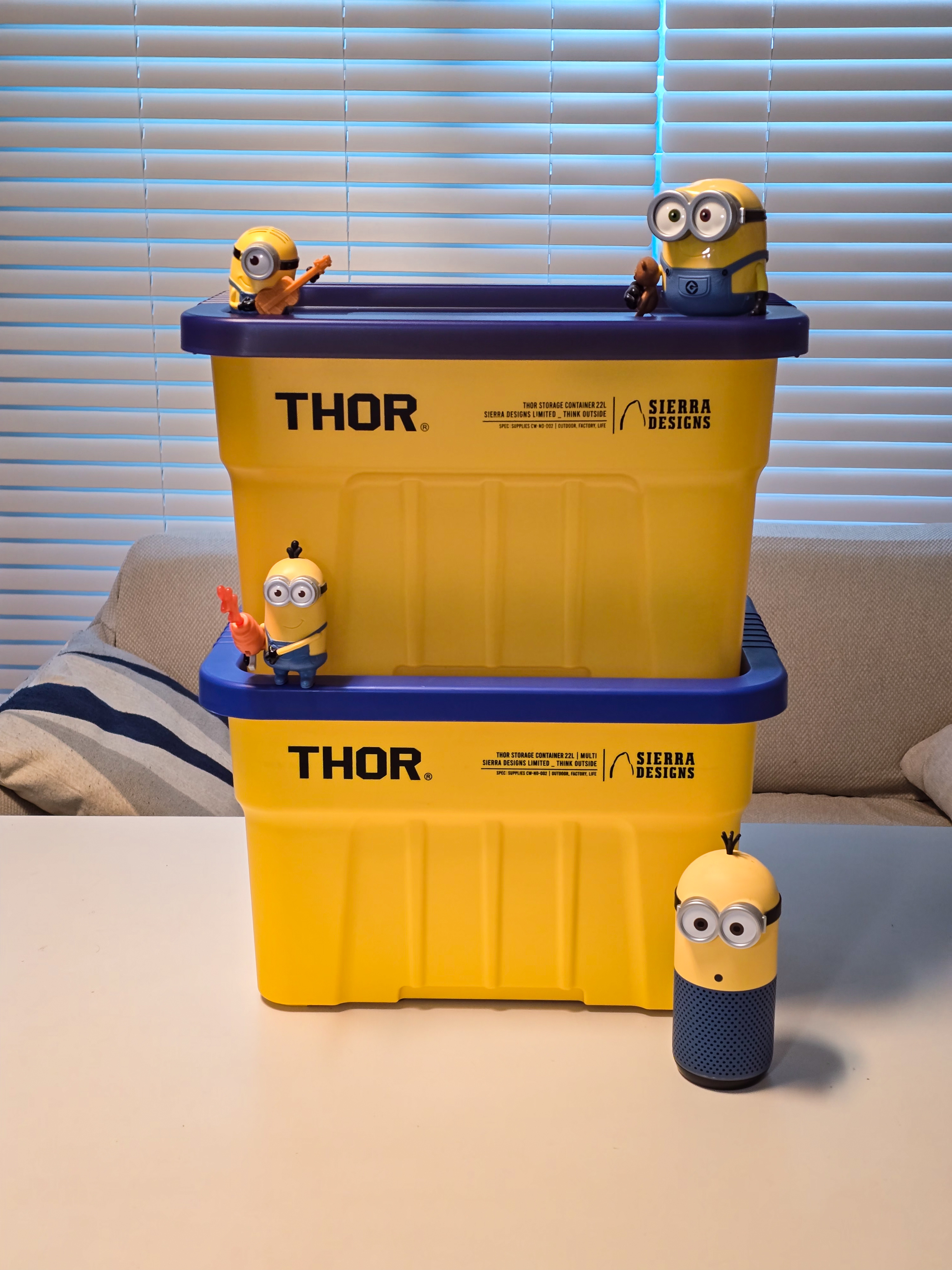SIERRA DESIGNS GRAND MOTHERSHIP LT THOR Box 22L Clear Multi, SIERRA DESIGNS X THOR STORAGE BOX 22L LIGHT GREY 착용 스타일 - 1