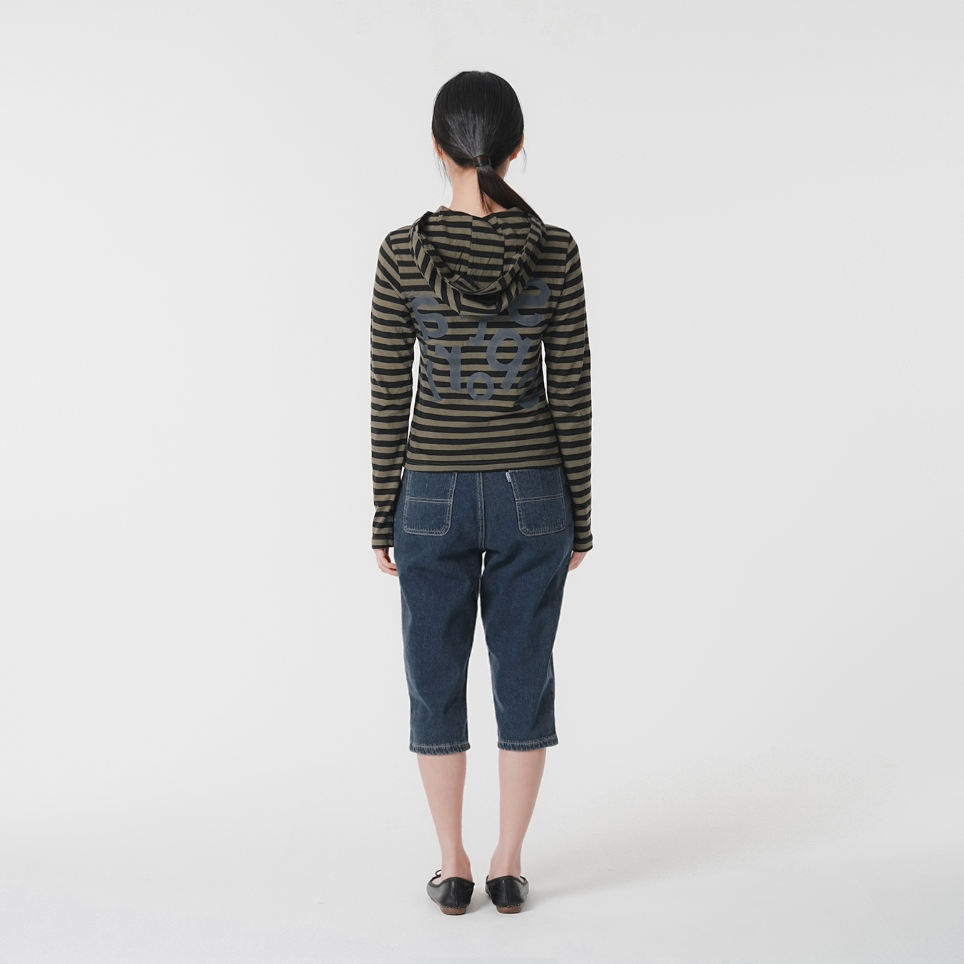 [KREAM 단독] 사파리스팟 1/2 티켓팅 스트라이프 보더 후디 올리브([KREAM 단독] Safarispot 1/2 Ticketing Stripe Border Hoodie Olive) - 4