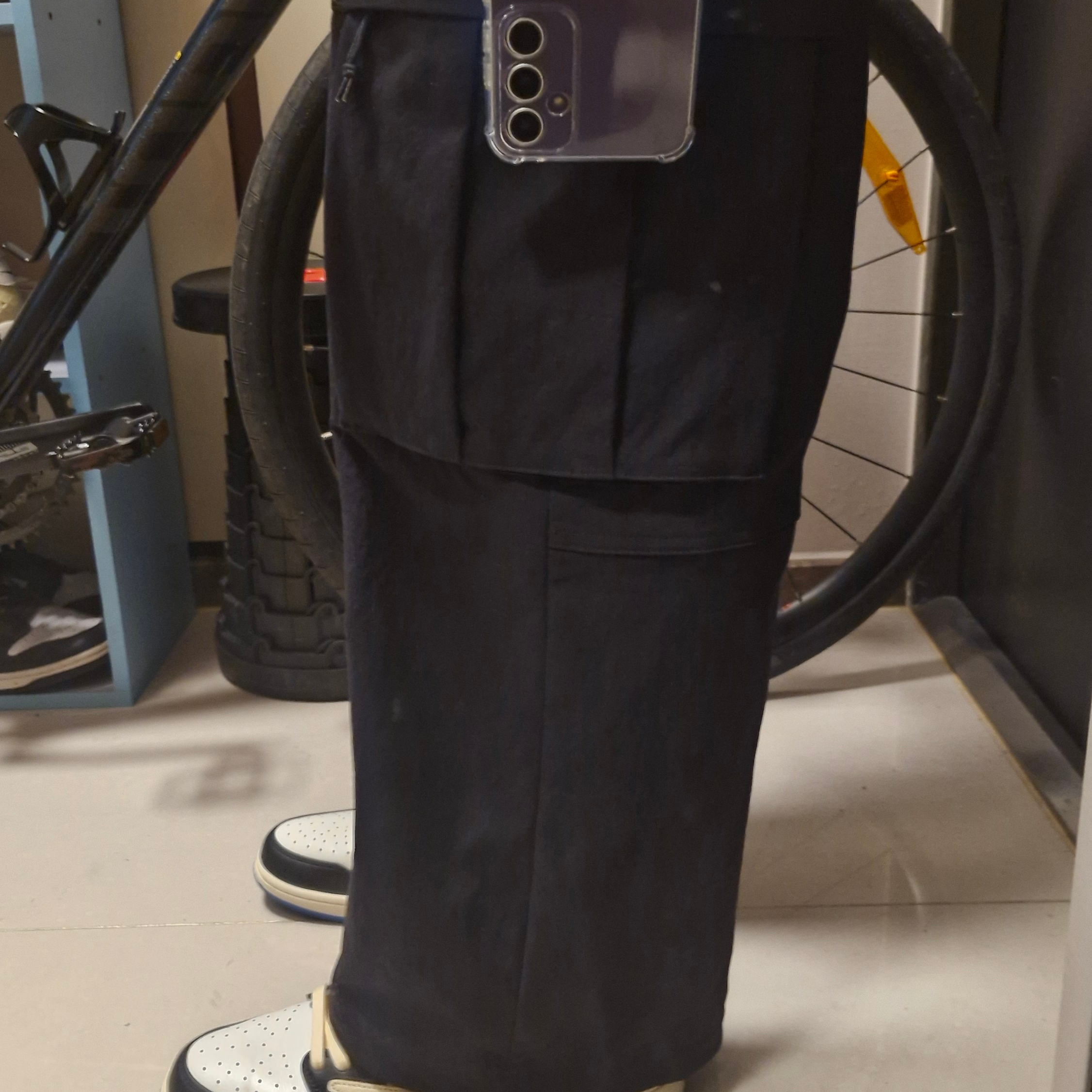 (W) Nike ACG Smith Summit Zip-Off Pants Black - Asia 착용 스타일 - 3
