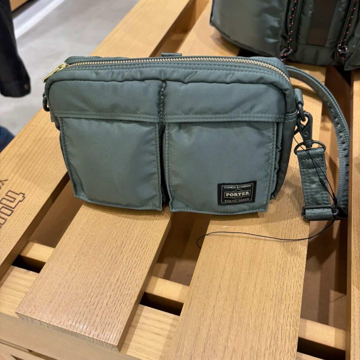 Porter All New Tanker Sling Bag Sage Green 착용 스타일