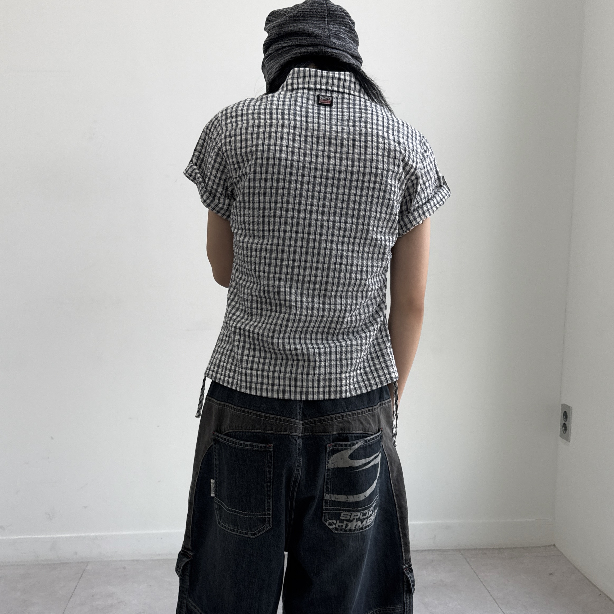 SPORT CHAMBER SC Square Check Roll-up Shirt WHITE 착용 스타일 - 3