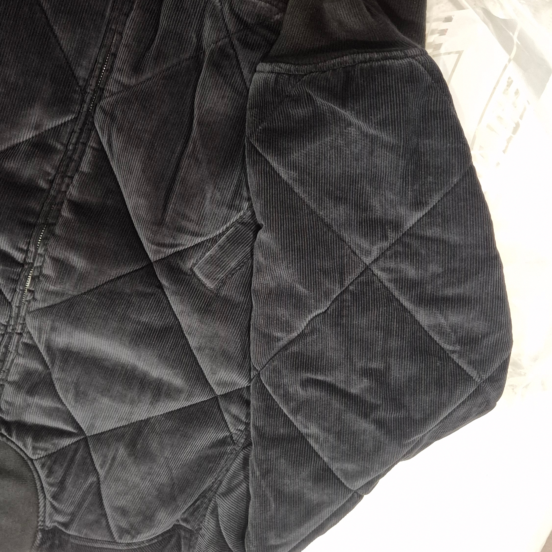 Palace Hungry Raccoon Jacket Black - 26SS 착용 스타일 - 5