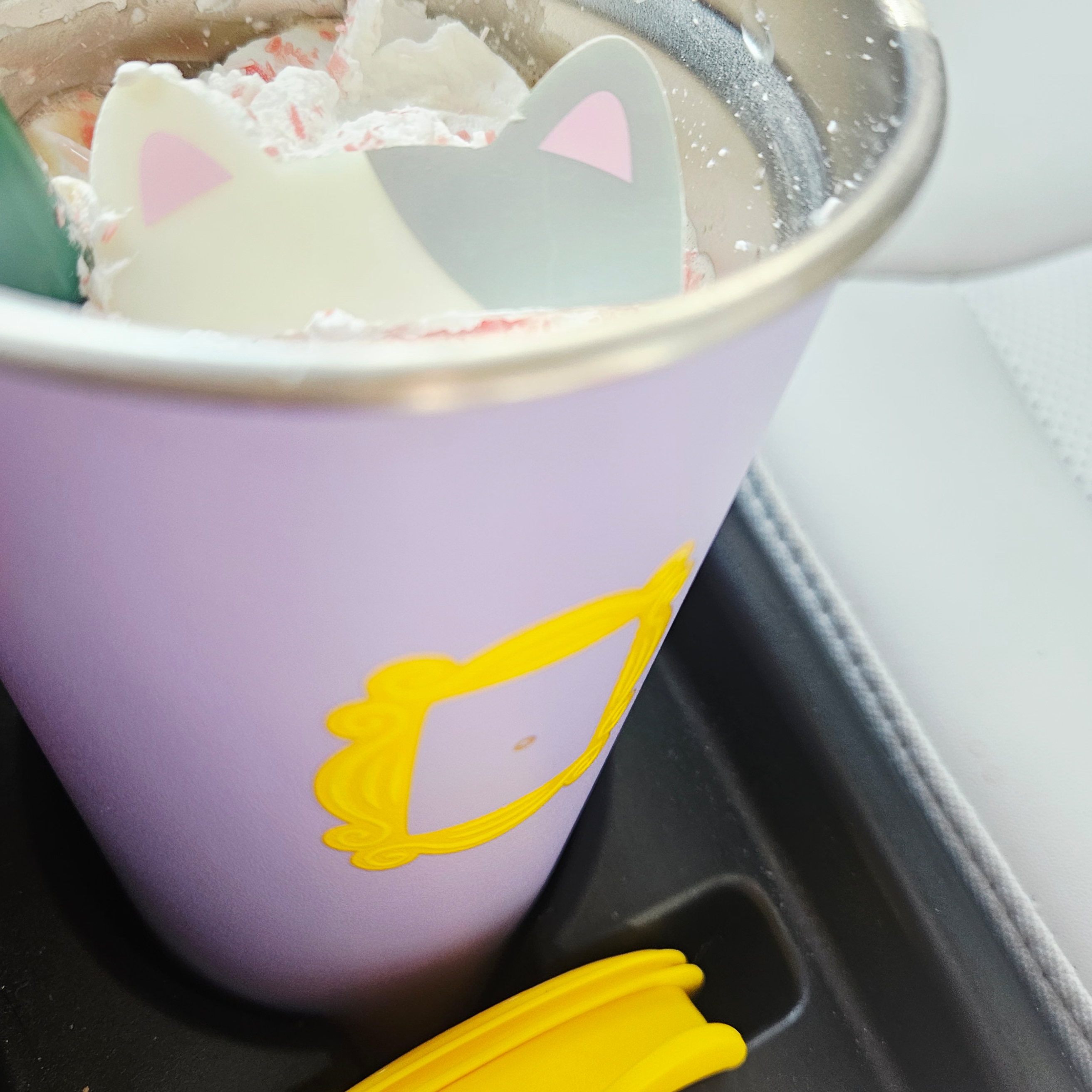 Starbucks x Friends SS Togo Tumbler 473ml 착용 스타일 - 1