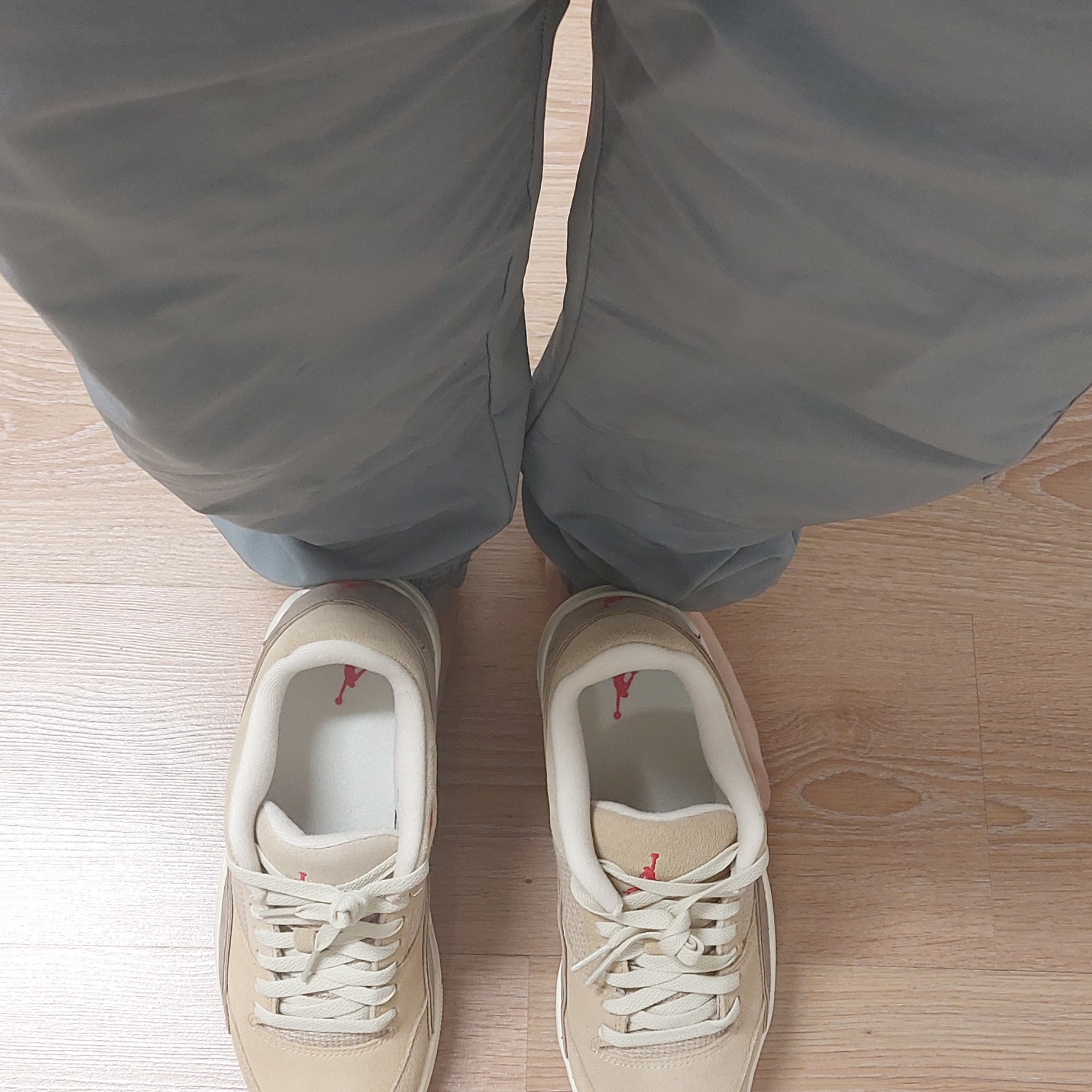 Jordan Flight Court Mushroom Desert Camo 착용 스타일