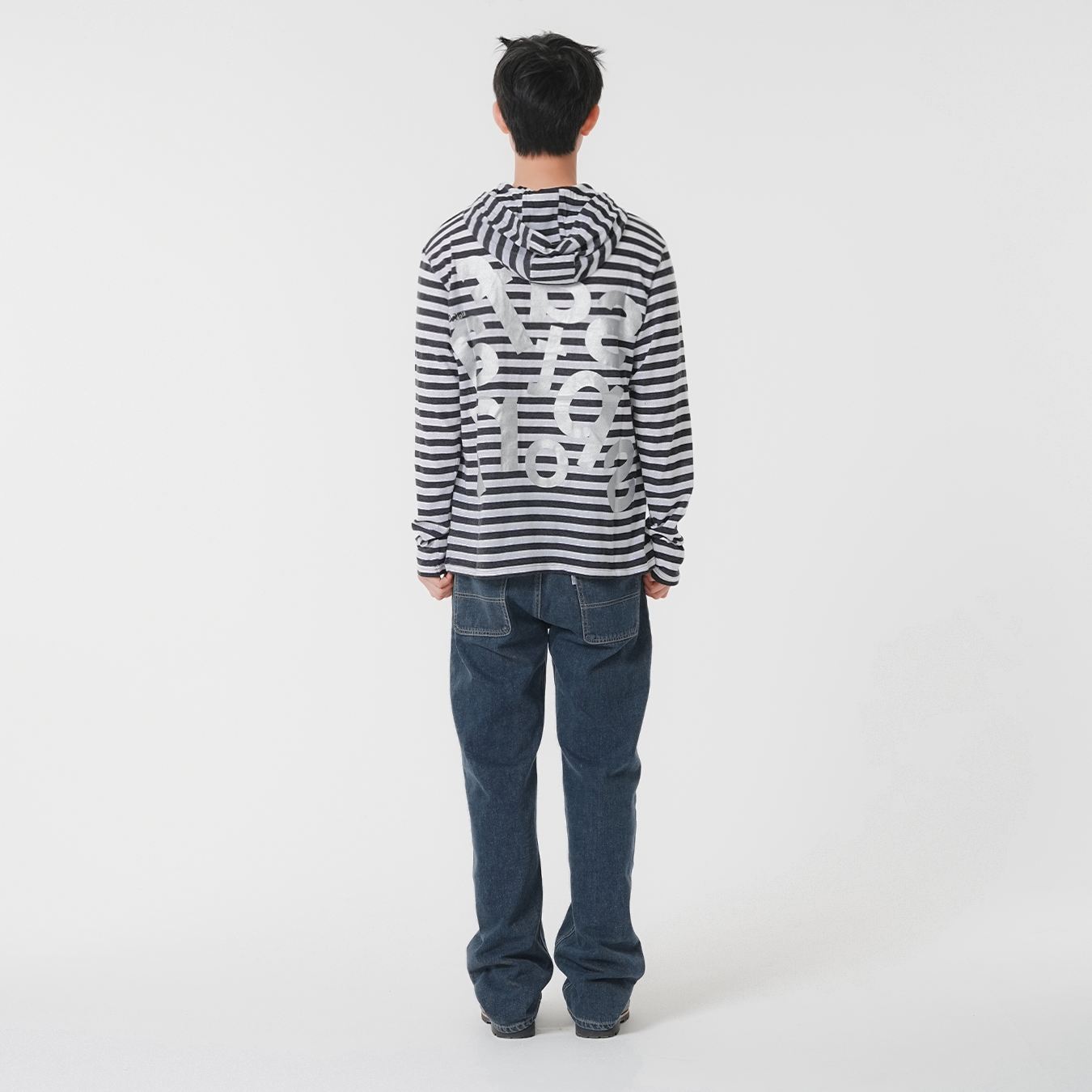 [KREAM 단독] 사파리스팟 티켓팅 스트라이프 보더 후디 화이트([KREAM 단독] Safarispot Ticketing Stripe Border Hoodie White) - 4