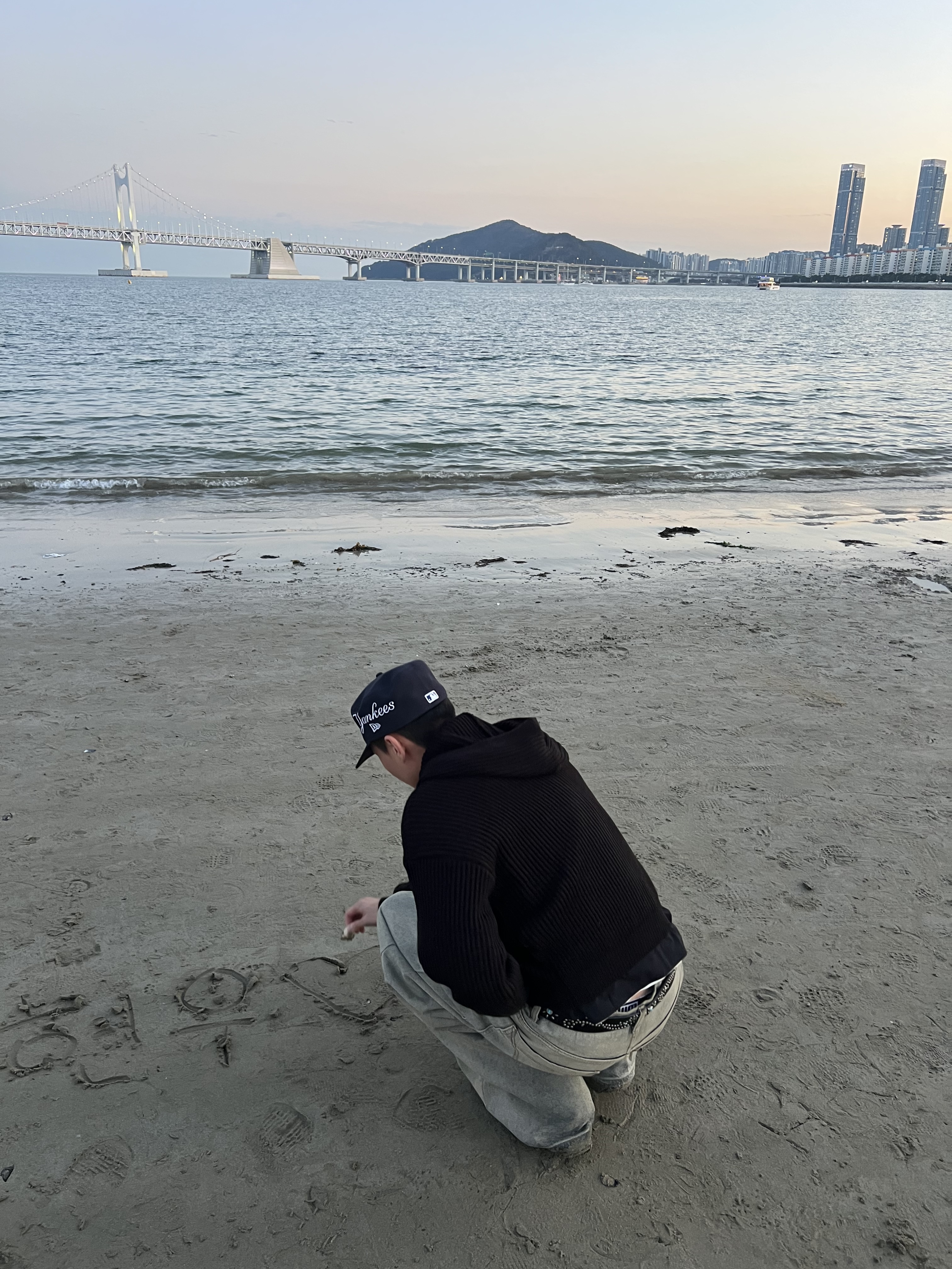 New Era MLB New York Yankees Pillbox Series Ball Cap Navy, Dr. Martens 1461 Smooth Black 착용 스타일 - 5