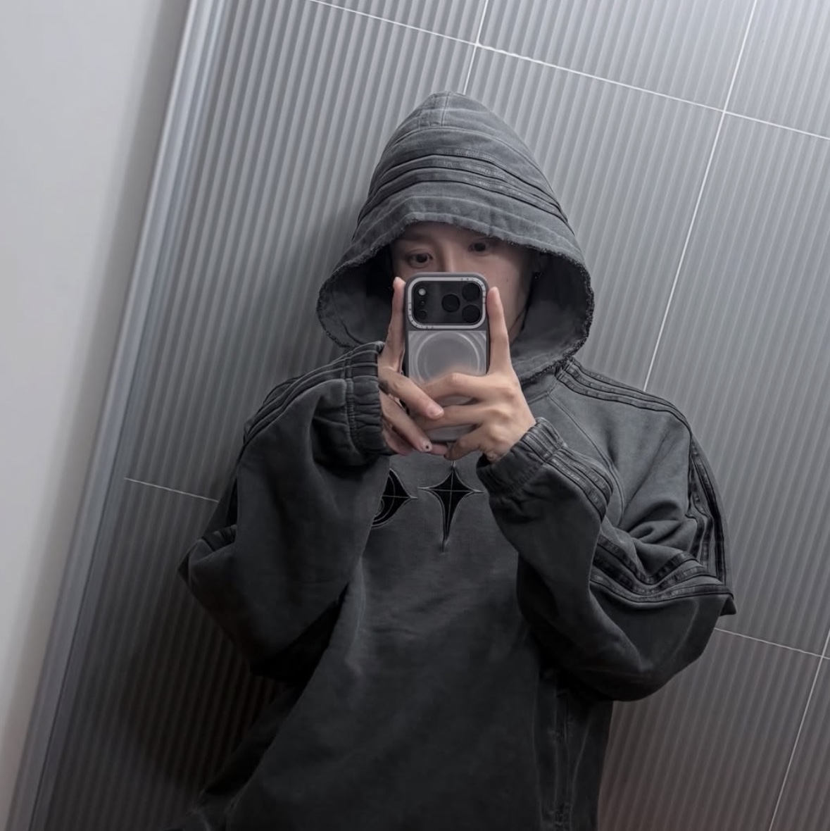 Adidas x Thug Club Sweat Hoodie Black - KR Sizing, Adidas x Thug Club Sweat Hoodie Power Red - KR Sizing 착용 스타일