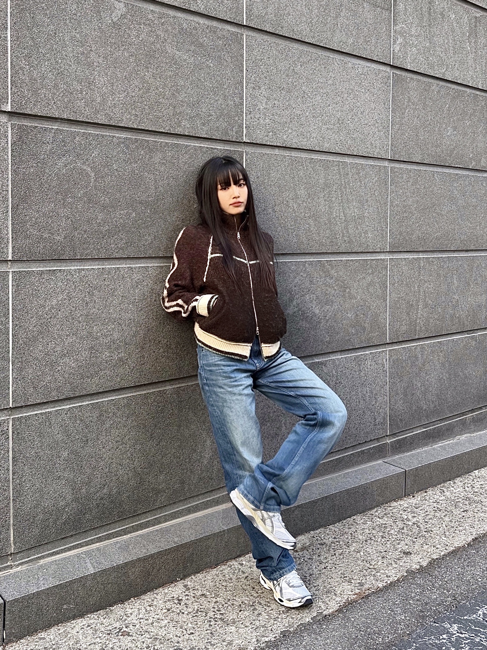 Asics Gel-Cumulus 16 White Midnight, Asics Gel-Cumulus 16 White 착용 스타일 - 1