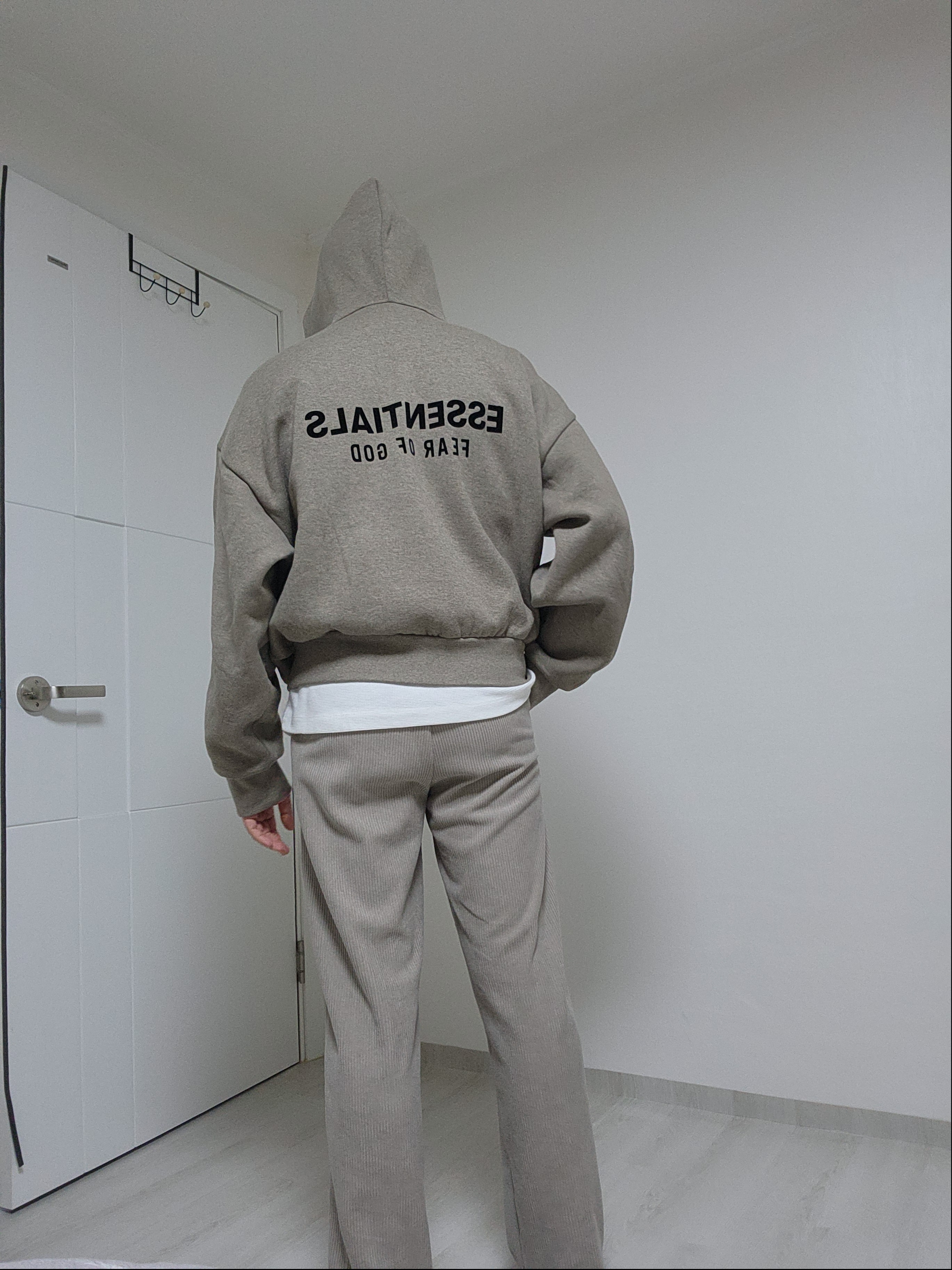 Essentials Classic Full Zip Up Hoodie Homestead Heather - 25FW 착용 스타일 - 2