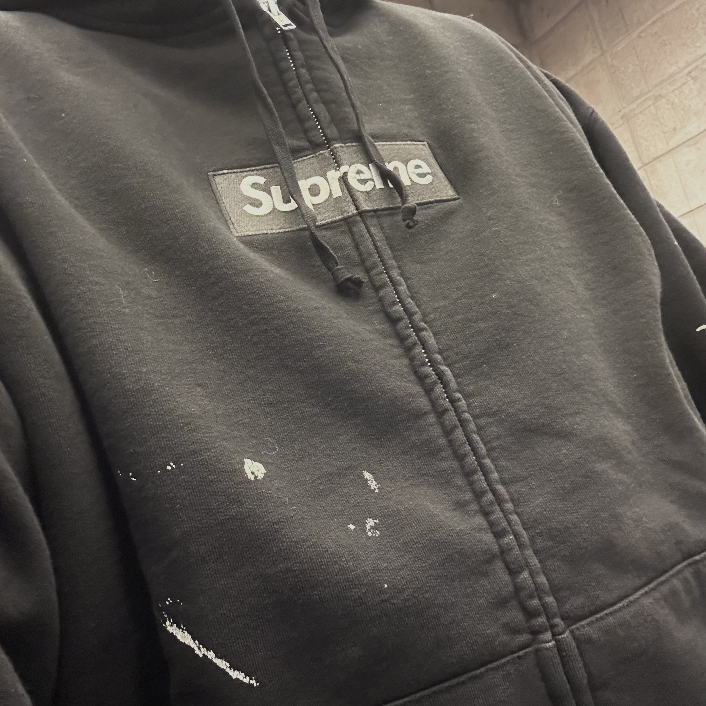 Supreme x MM6 Maison Margiela Box Logo Zip Up Hooded Sweatshirt Black - 26SS 착용 스타일 - 1