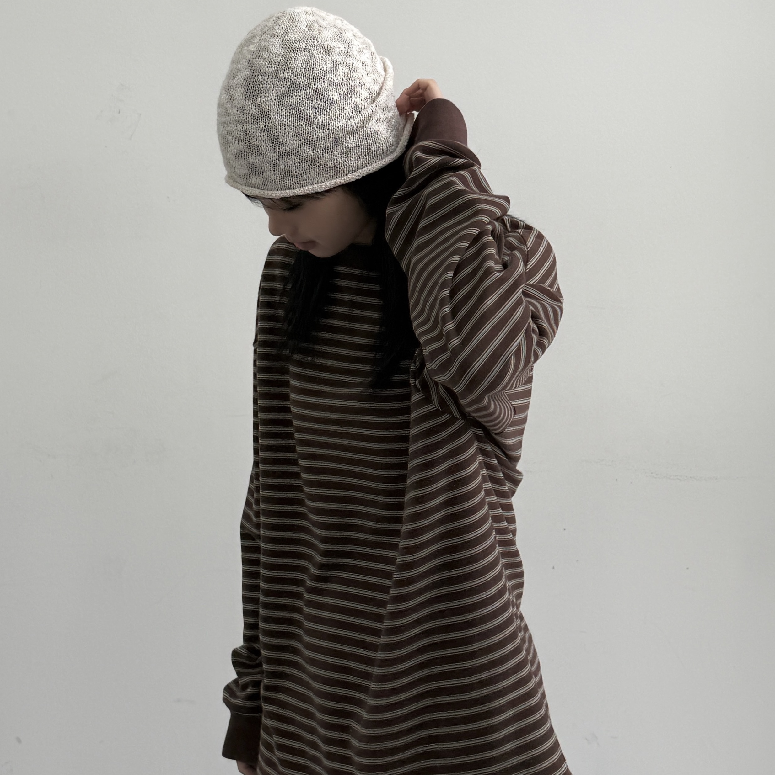 MAINBOOTH Button Turban Beanie IVORY 착용 스타일 - 2
