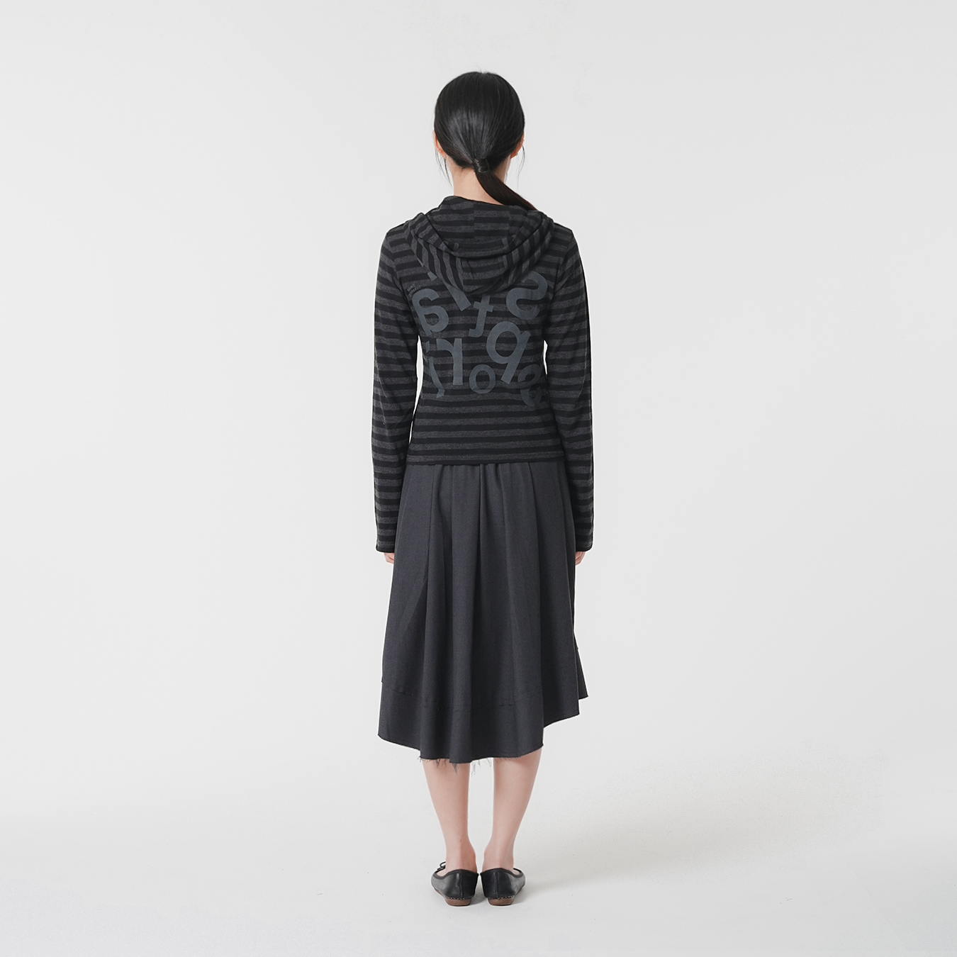 [KREAM 단독] 사파리스팟 1/2 티켓팅 스트라이프 보더 후디 블랙([KREAM 단독] Safarispot 1/2 Ticketing Stripe Border Hoodie Black) - 4