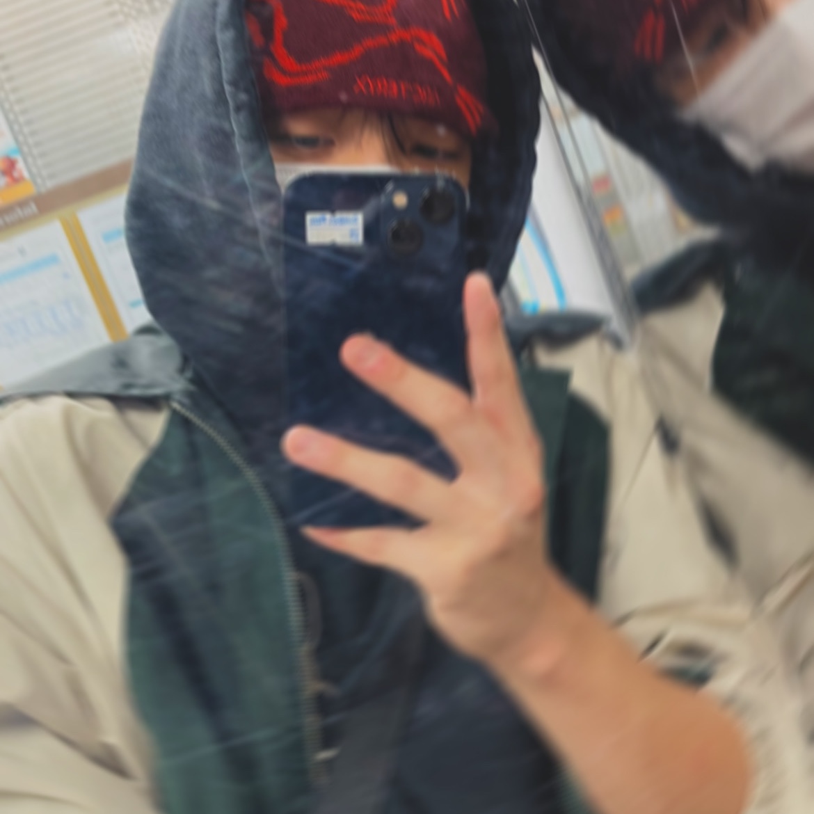 Arc'teryx Bird Head Toque Mars Dynasty 착용 스타일