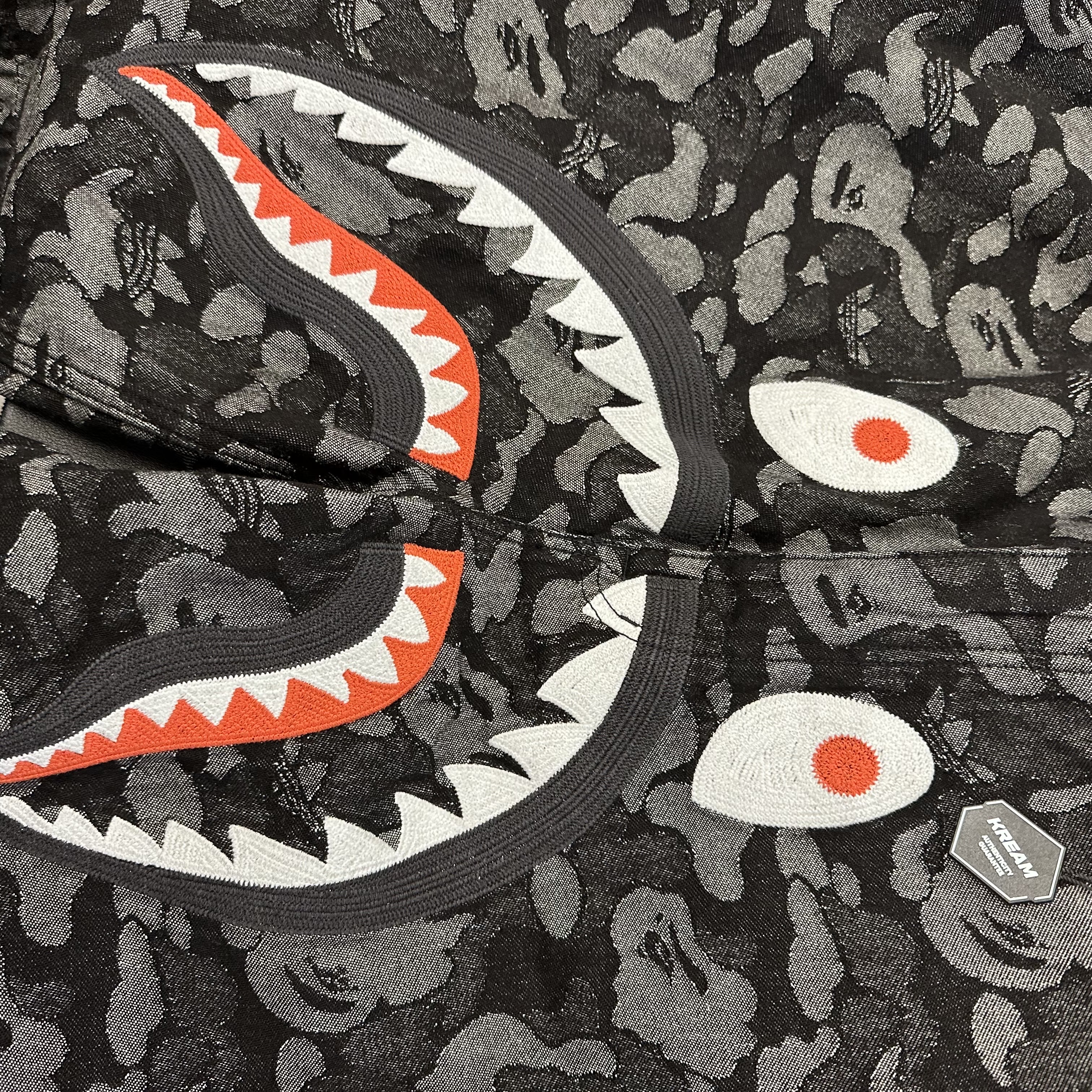 Adidas x BAPE Shark Denim Shorts Black - US Sizing 착용 스타일 - 1