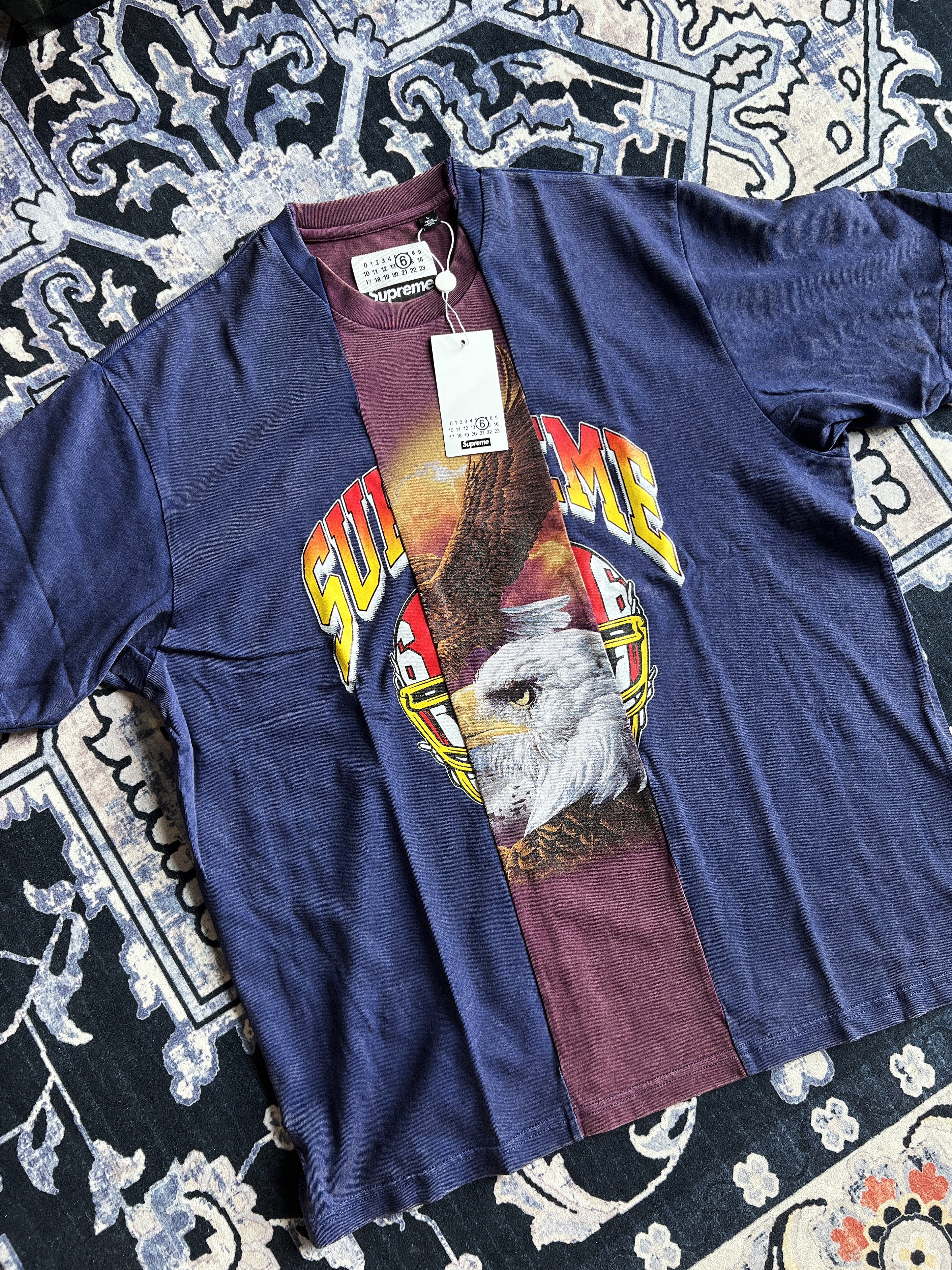 Supreme x MM6 Maison Margiela Split S/S Top Navy - 26SS 착용 스타일