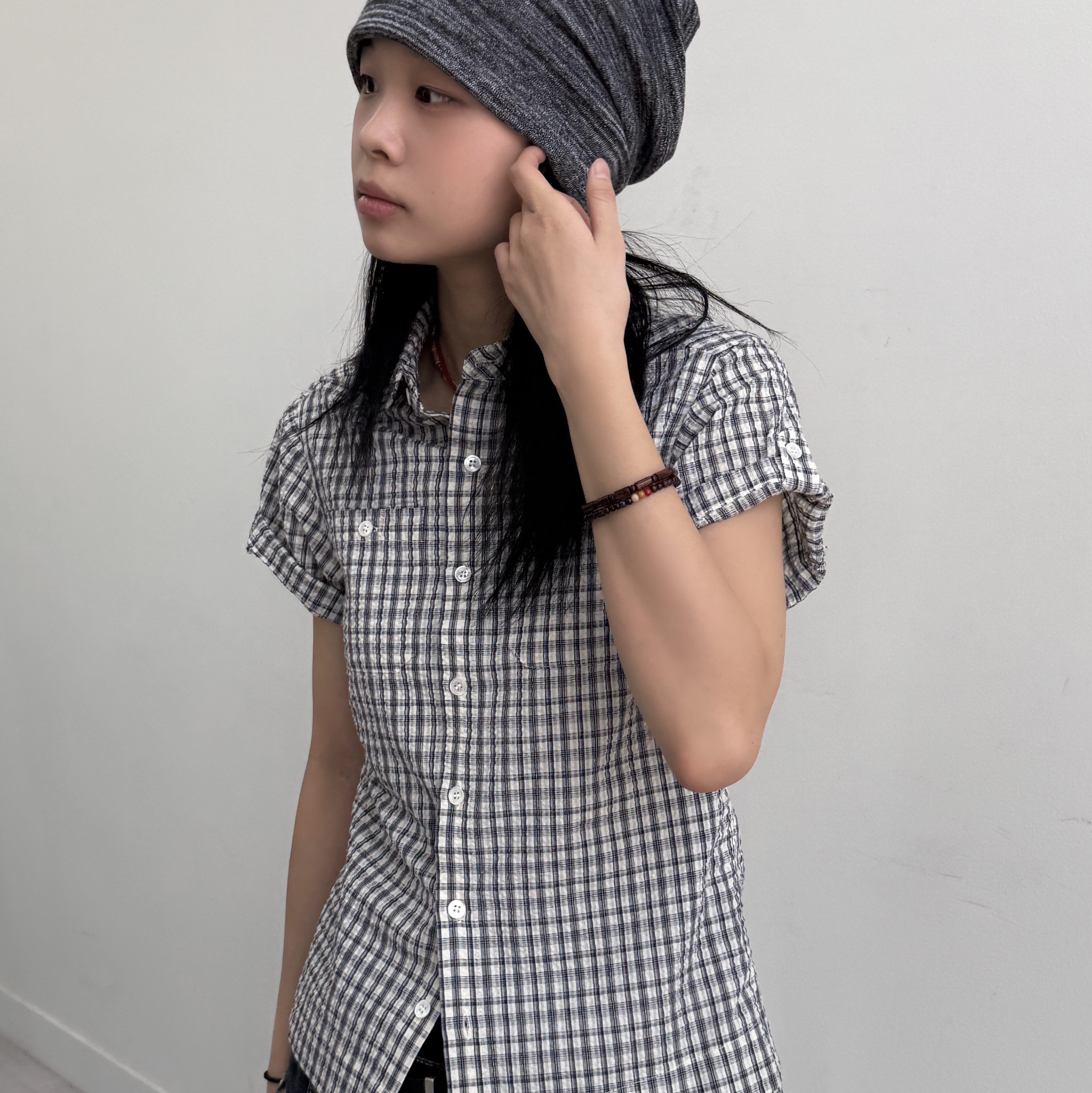 SPORT CHAMBER SC Square Check Roll-up Shirt WHITE 착용 스타일 - 1