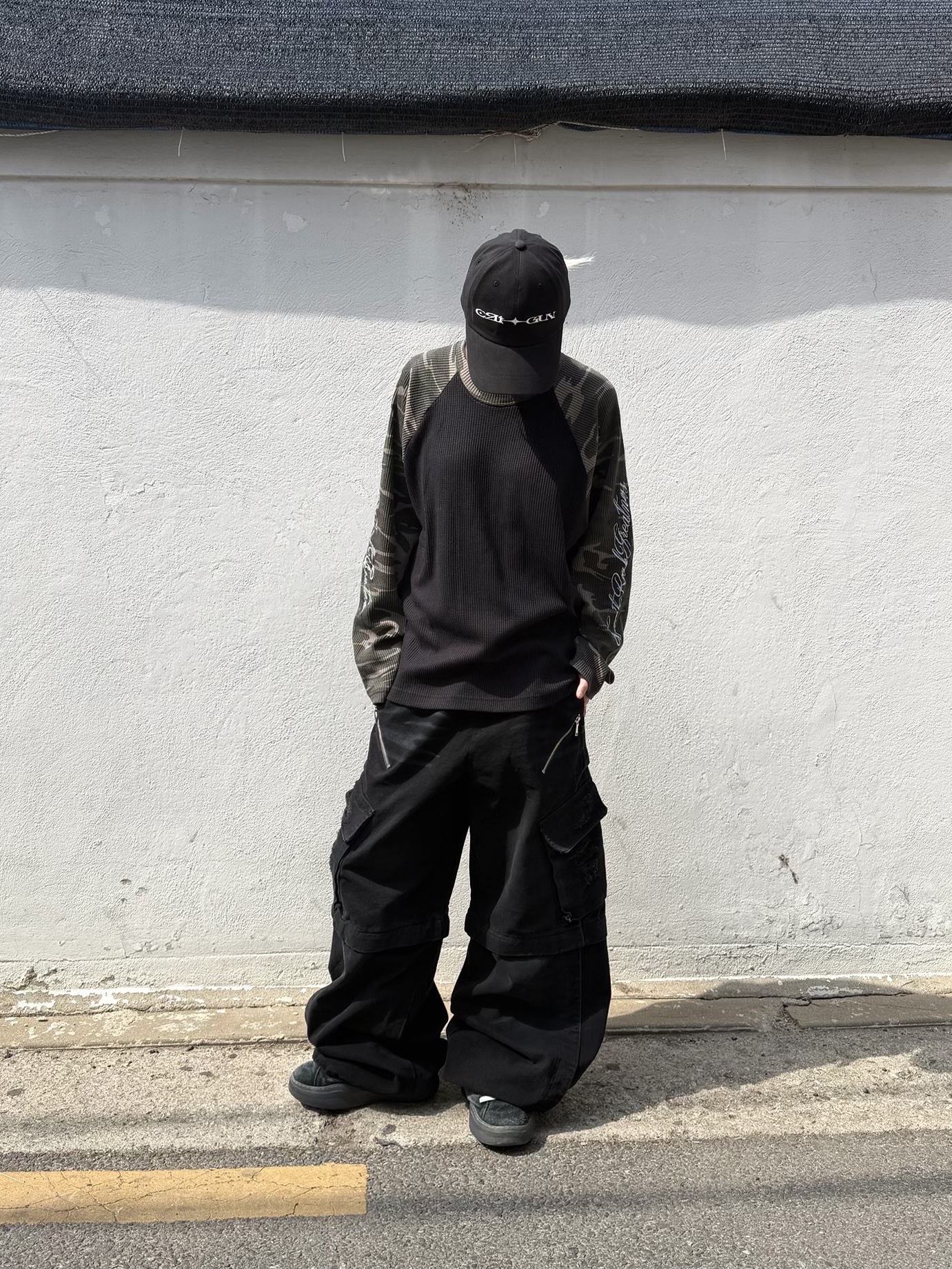 ERL Vamp Skate Shoe Pirate Black 착용 스타일 - 1