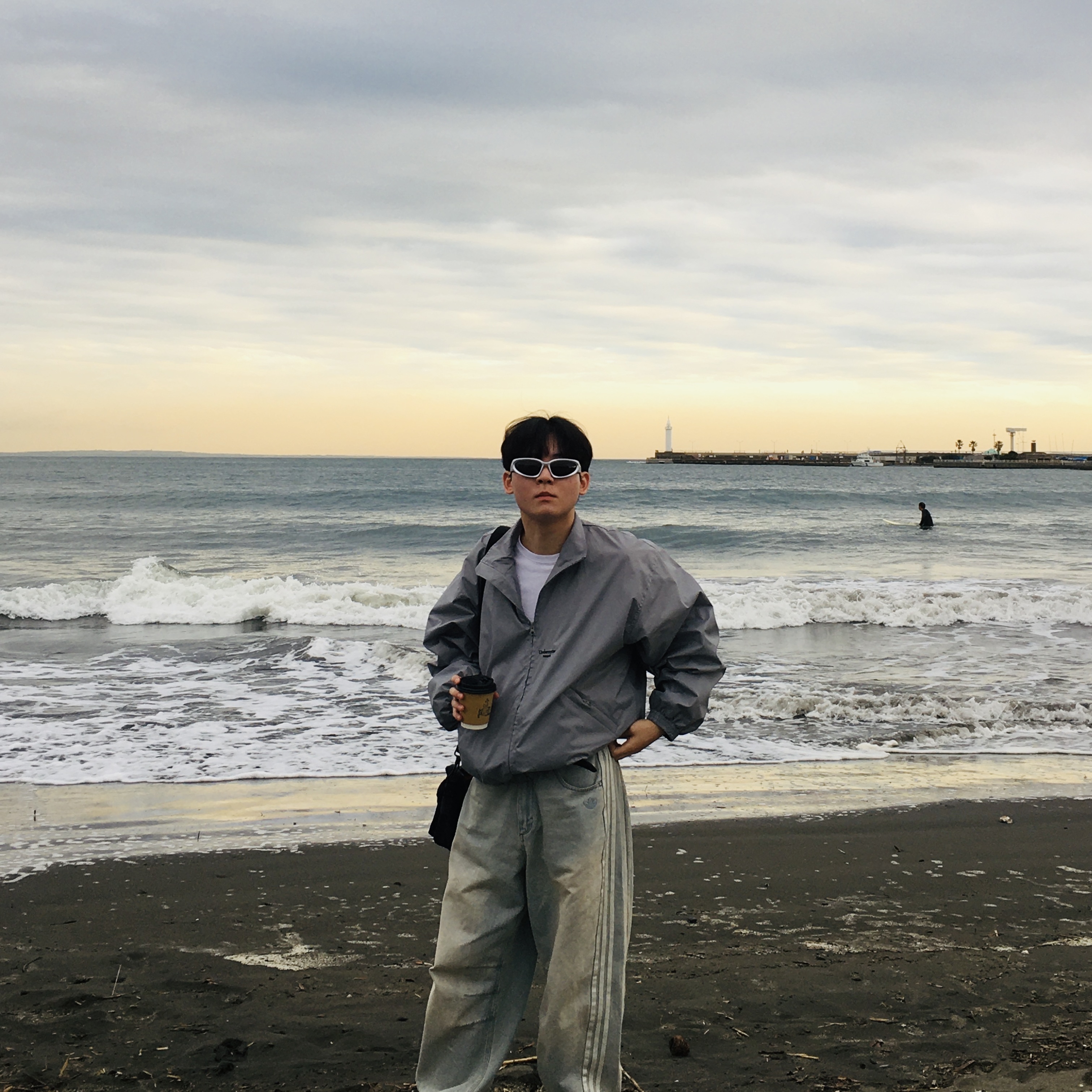 Undermycar Mu.24 Anti Fxxking Logo Play Crop Zip-up Jacket Light Gray, (W) Adidas Adilenium Season 3 Banana Fitted Washed Denim Pants Blue - KR Sizing 착용 스타일