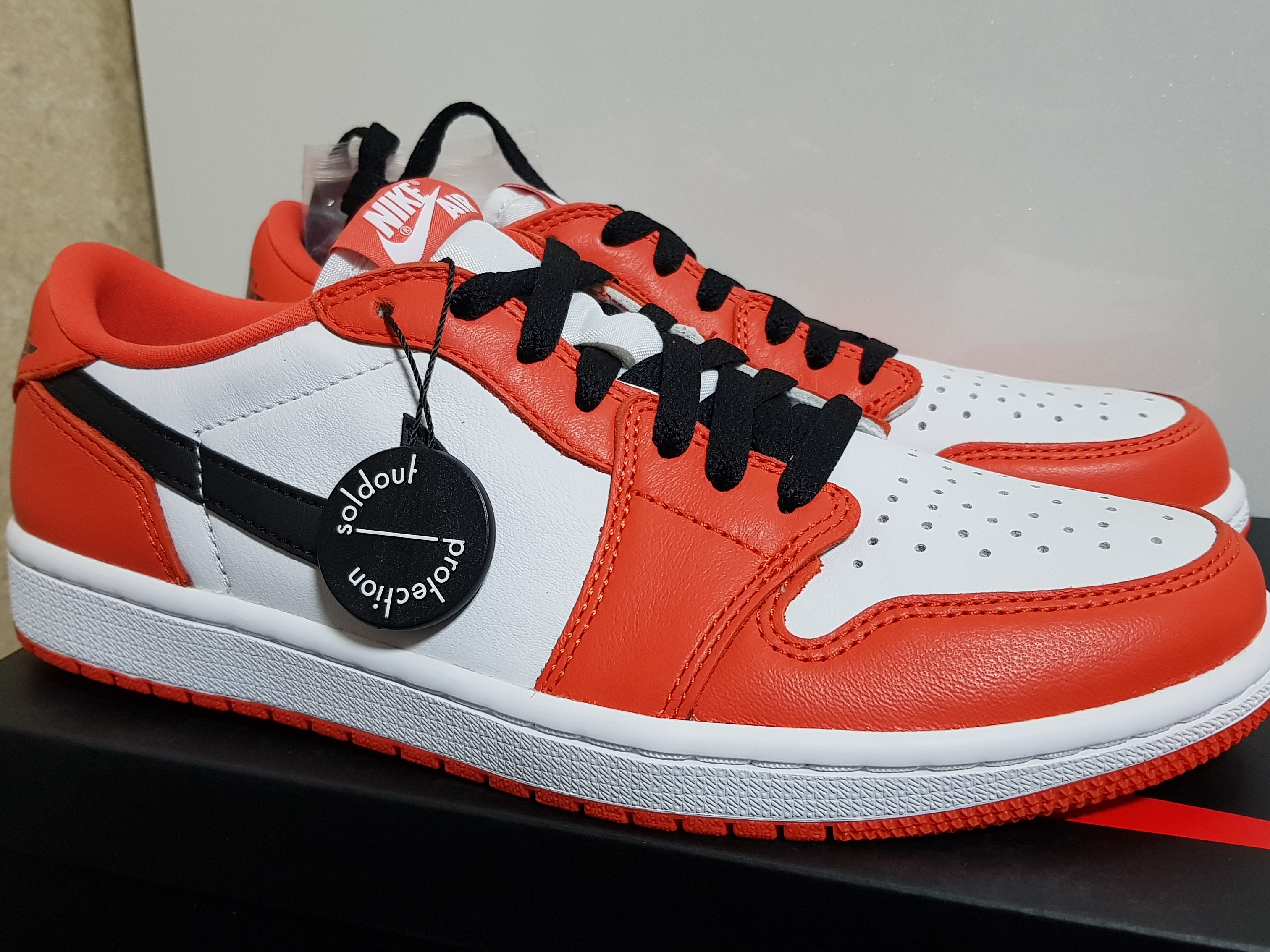 Jordan 1 Low OG Starfish 착용 스타일