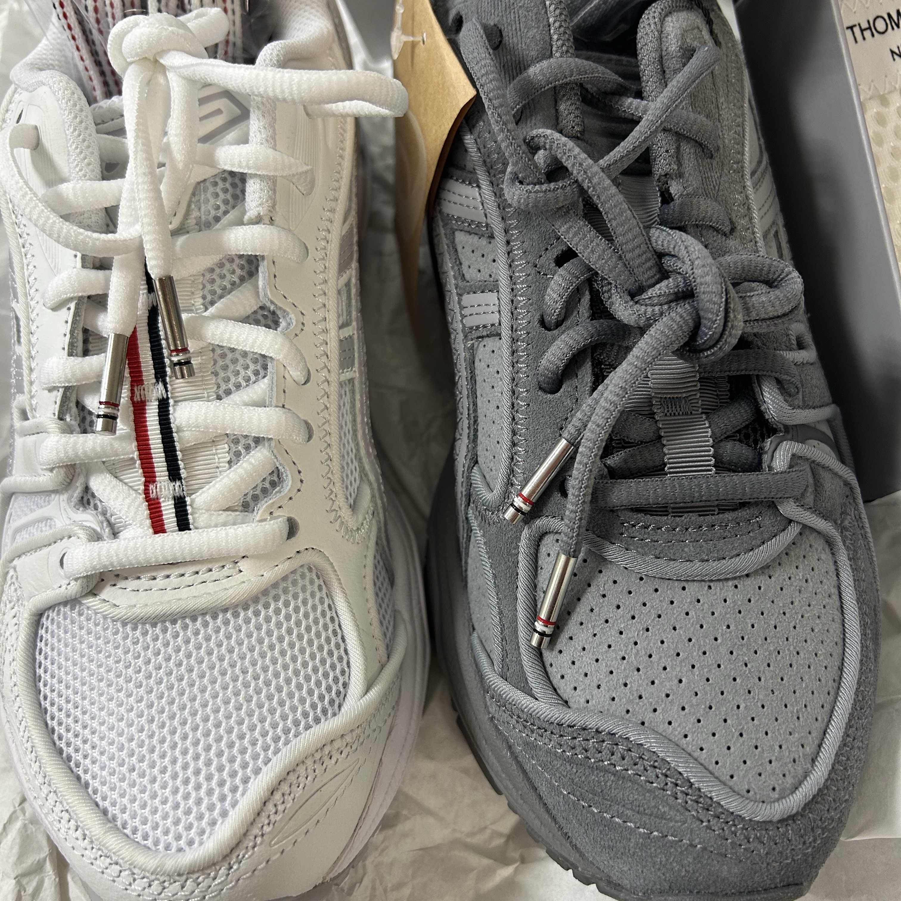 Asics x Thom Browne Gel-Kayano 14 Grey, Asics x Thom Browne Gel-Kayano 14 White 착용 스타일 - 1