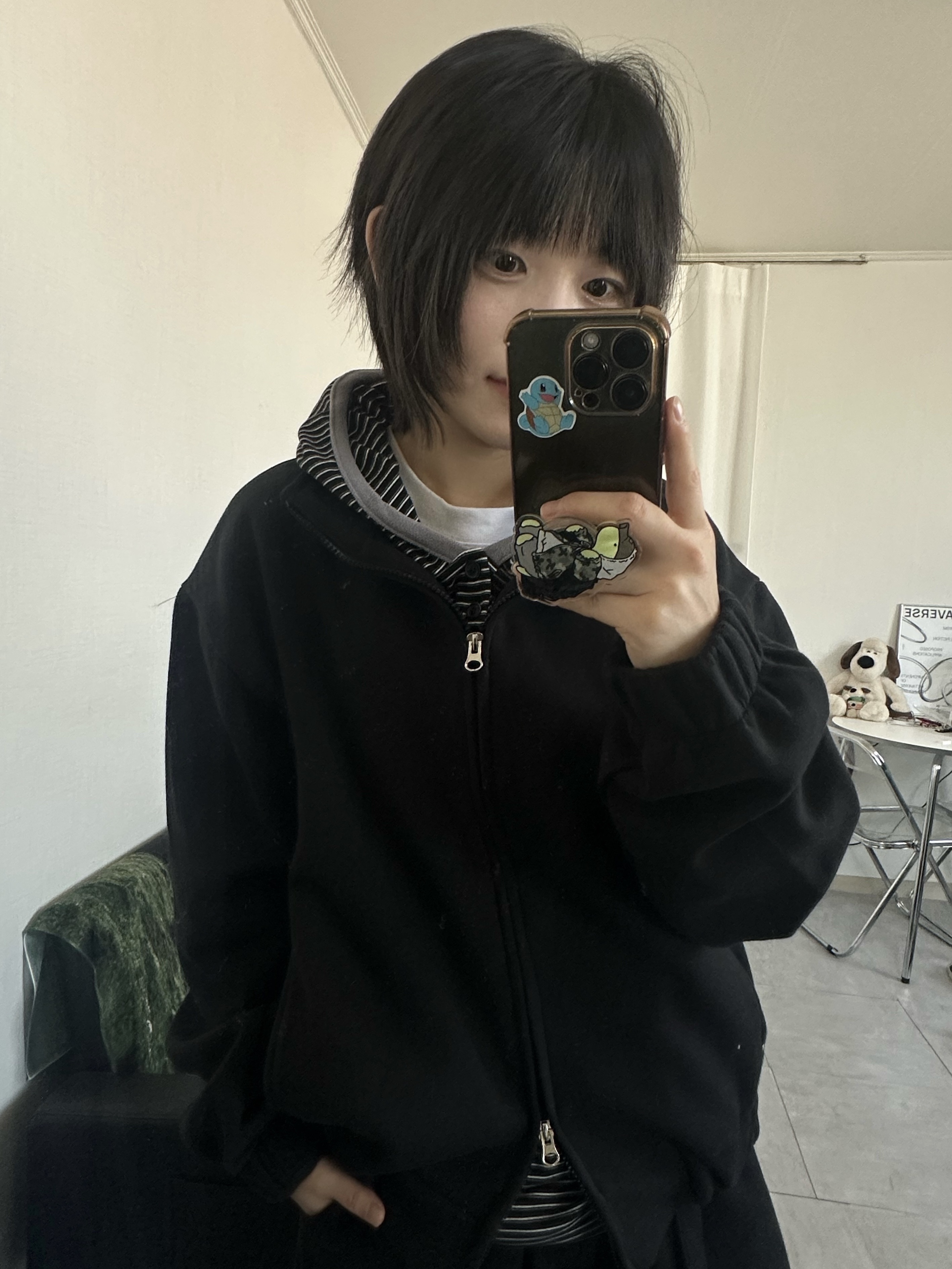 Hello Sunrise  Two Tone Washed OG Logo 6panel Cap Off White & Black, Asics Unlimited Gel-Kayano 14 Carrier Grey Black 착용 스타일 - 5