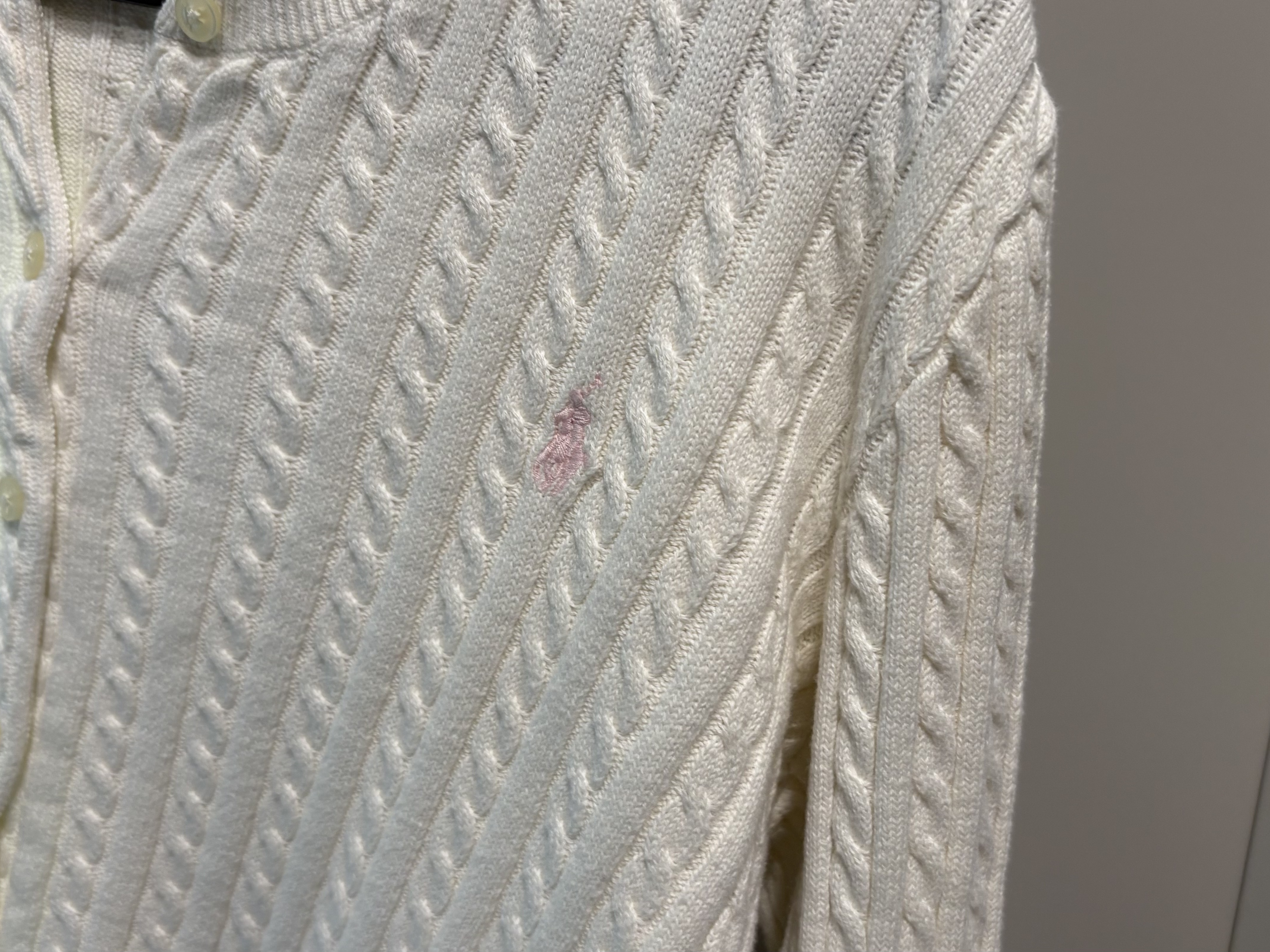 [30% 적립] Polo Ralph Lauren Children Mini Cable Cotton Cardigan Warm White 착용 스타일