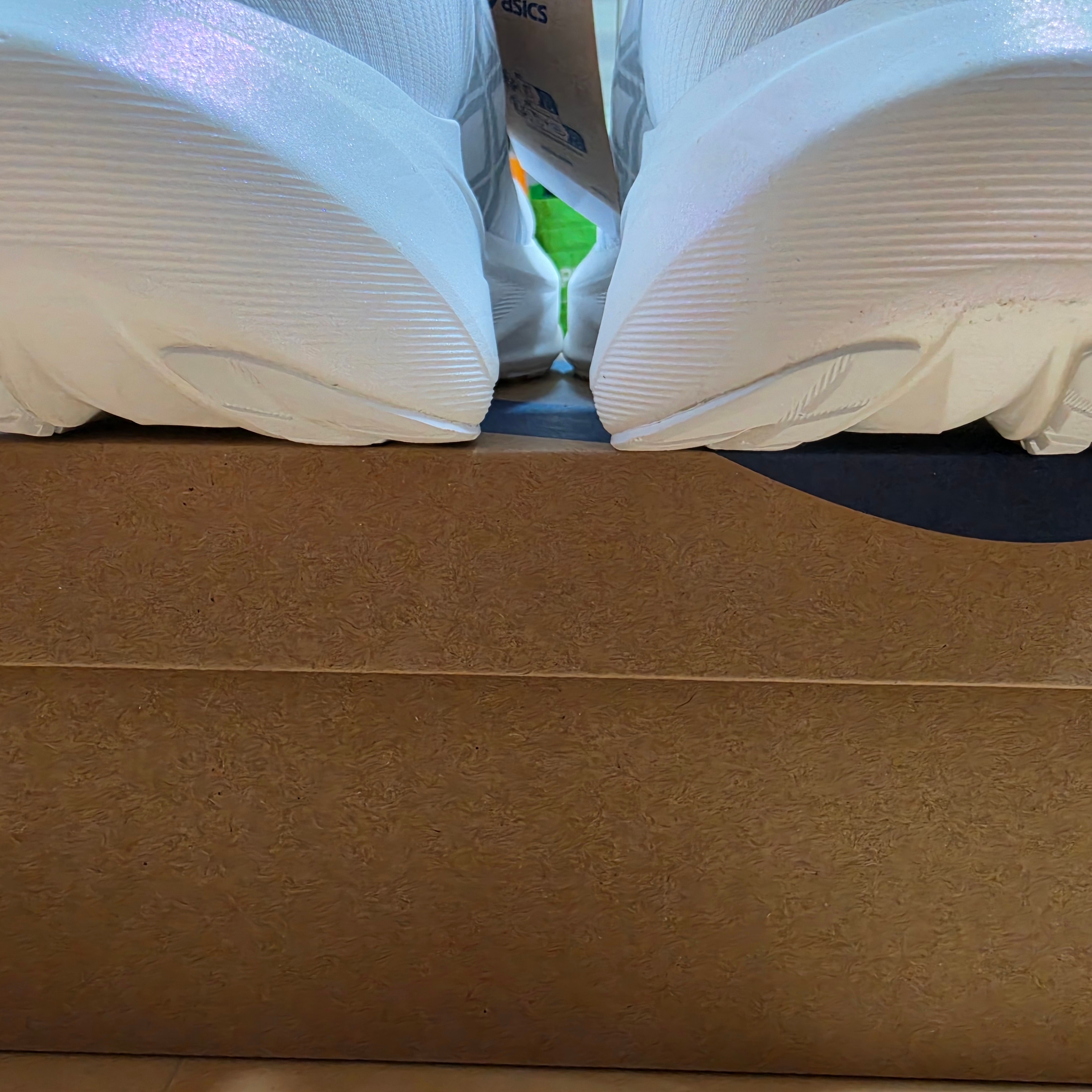 Asics Megablast White Piedmont Grey 착용 스타일 - 7