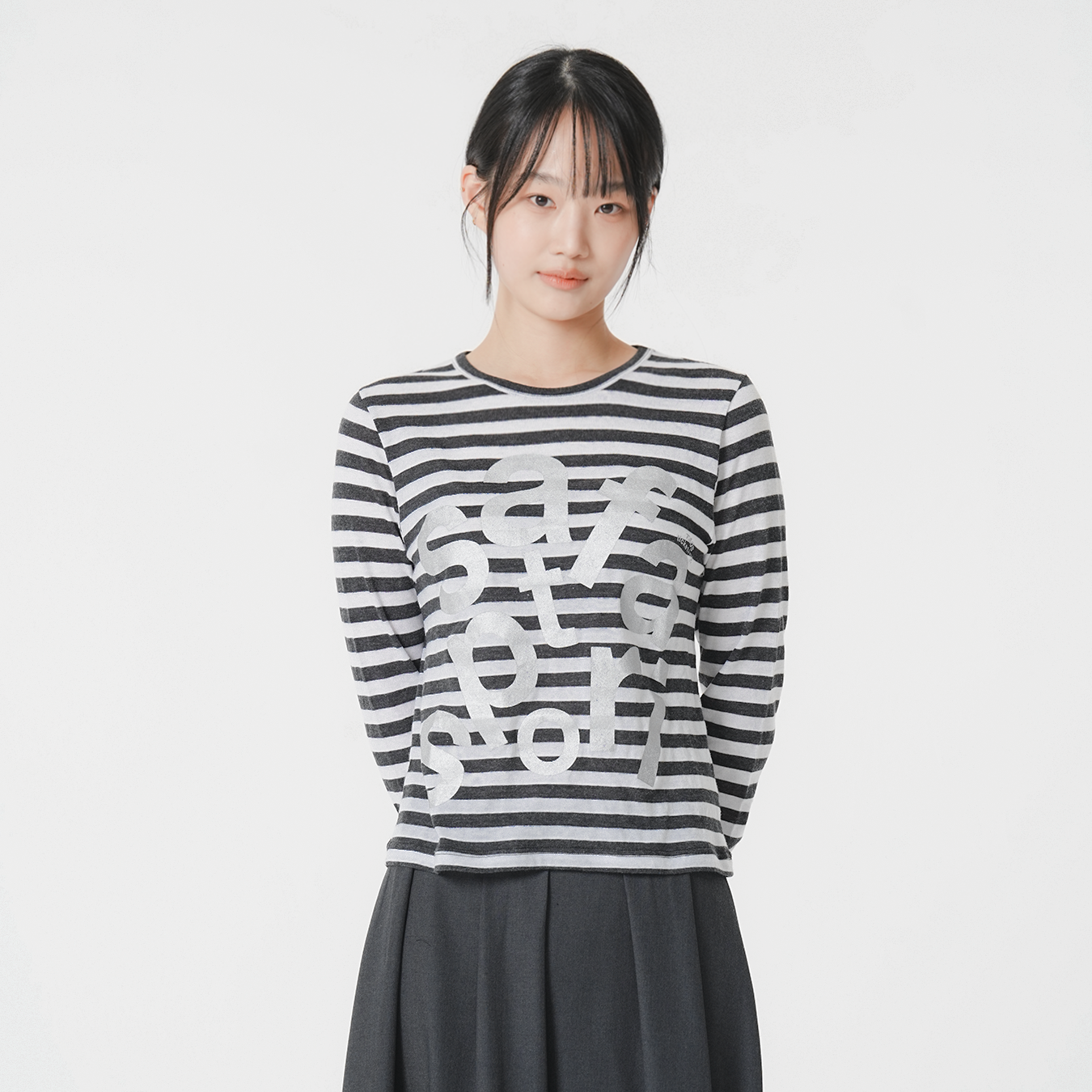 [KREAM 단독] 사파리스팟 우먼 1/2 티켓팅 스트라이프 보더티 화이트([KREAM 단독] Safarispot Women 1/2 Ticketing Stripe Border Tee White) - 2