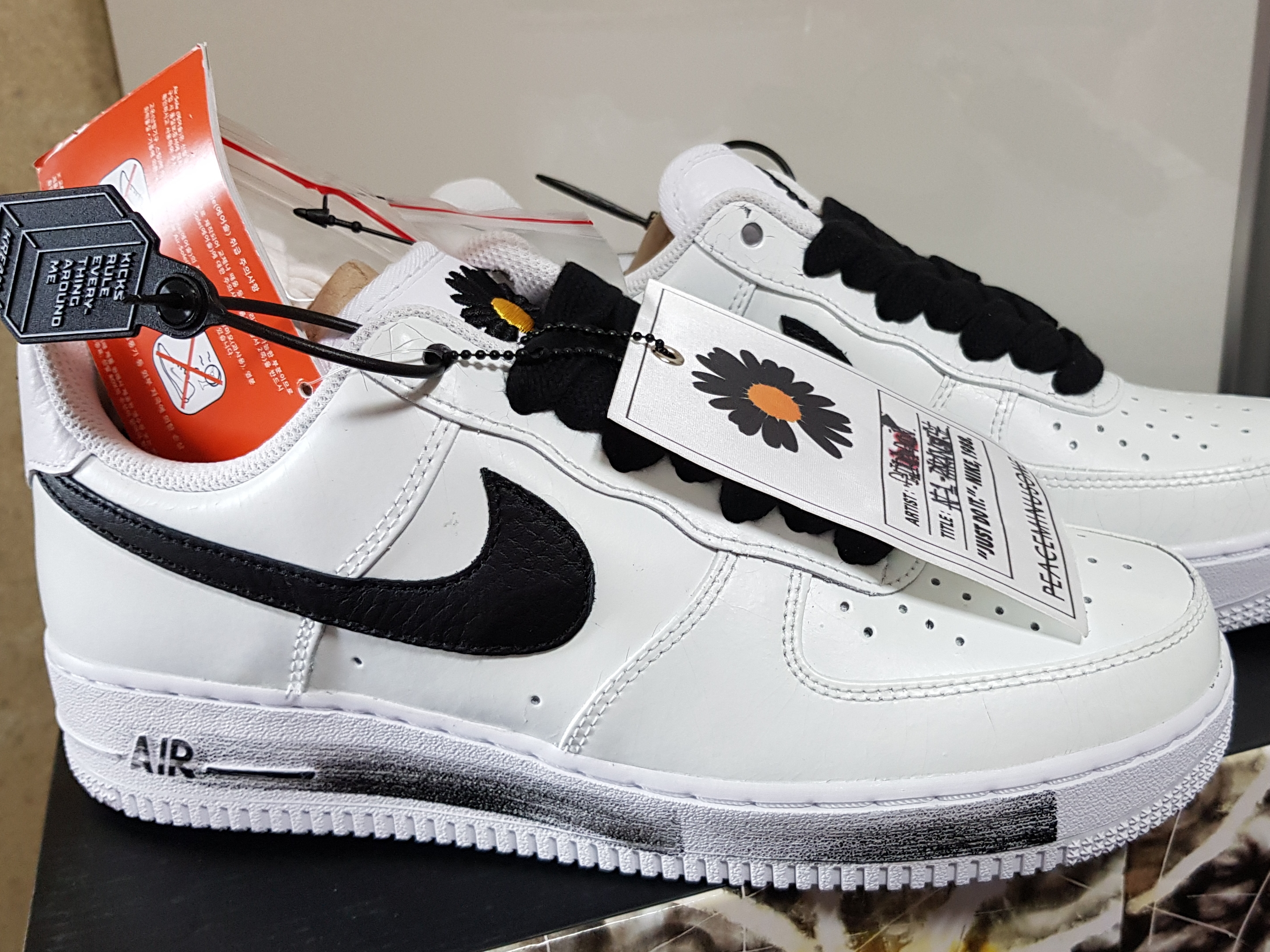 Nike x Peaceminusone Air Force 1 Low Para-Noise 2.0 착용 스타일