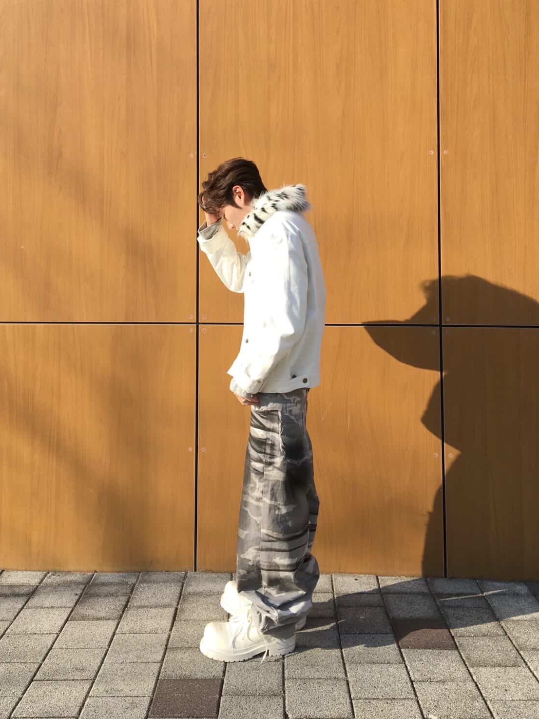 BLR Faded Camo Carpenter Pants 착용 스타일
