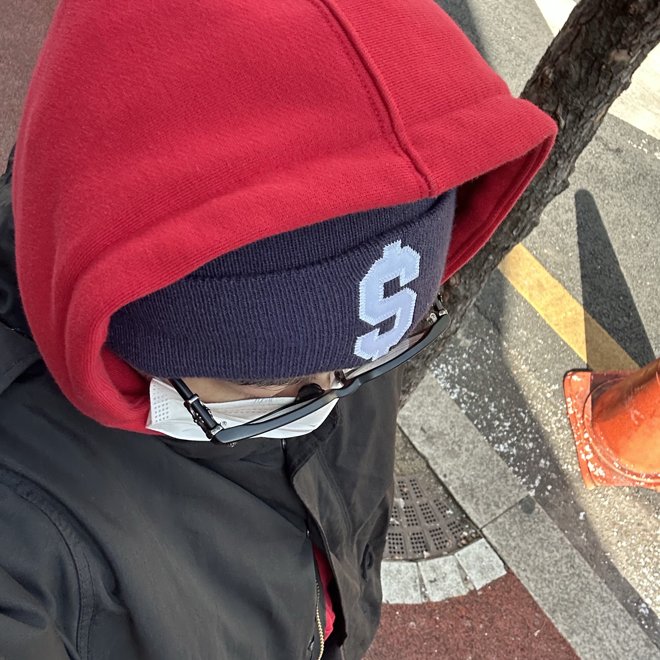 Supreme New Era $ Beanie Navy - 24SS 착용 스타일