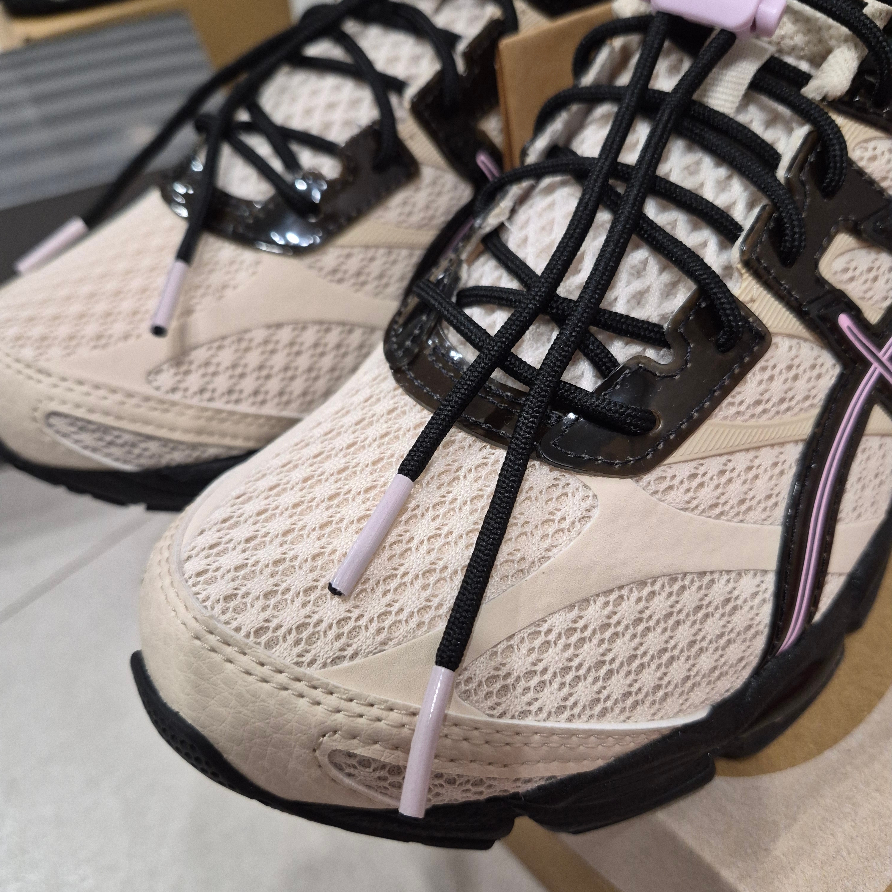 Asics x Finesse Gel-Cumulus 16 Desert Rose 착용 스타일 - 4