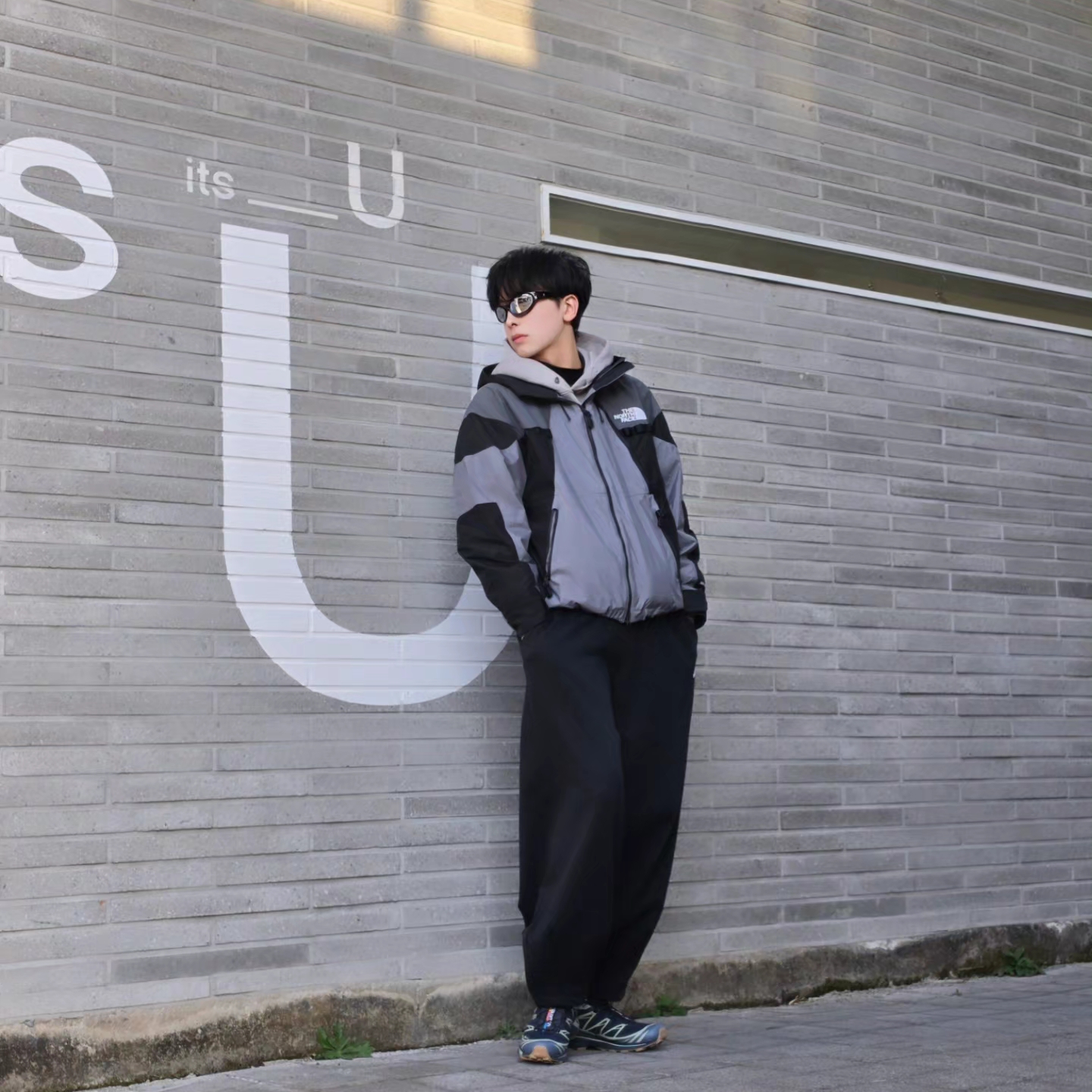 The North Face Line-X Jacket Gray - 25FW, Nike Club Fleece Oversized French Terry Pants Black White - Asia 착용 스타일 - 4