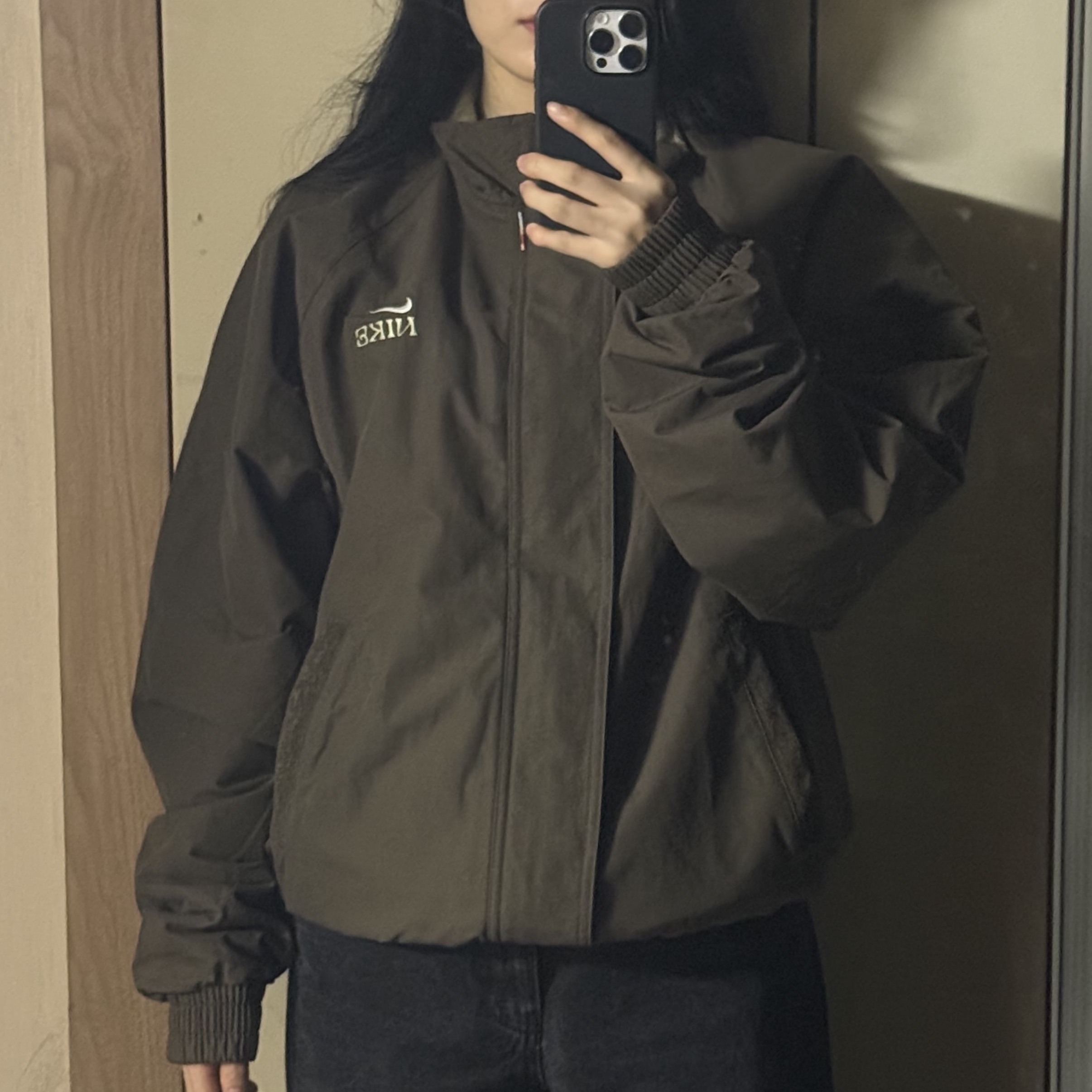 Nike Club LNY Jacket Dark Hazel (IQ3705-212) 착용 스타일 - 2