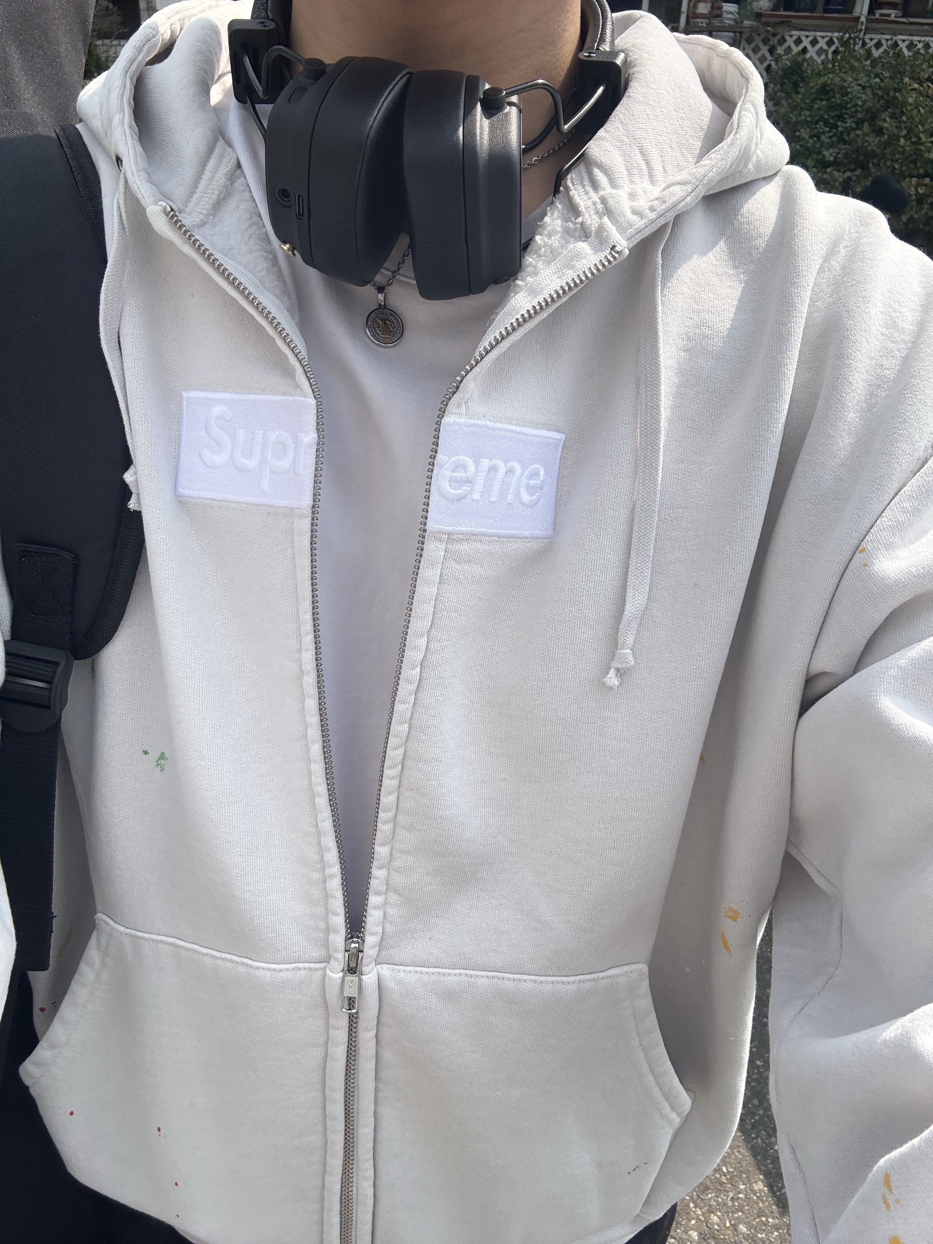 Supreme x MM6 Maison Margiela Box Logo Zip Up Hooded Sweatshirt White - 26SS, Chrome Hearts Wool Beanie Black White 착용 스타일 - 2