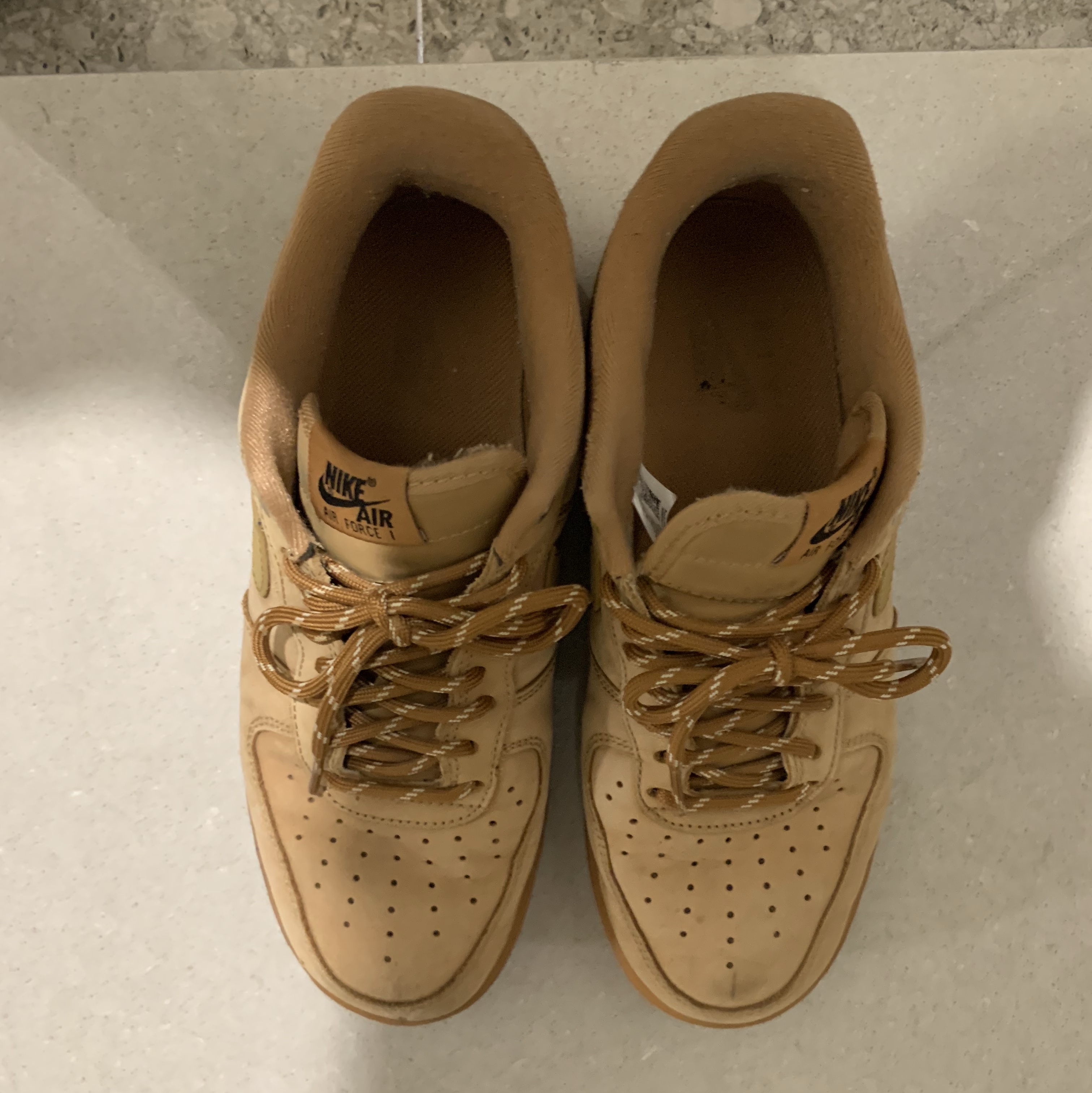 Nike Air Force 1 '07 WB Flax 착용 스타일