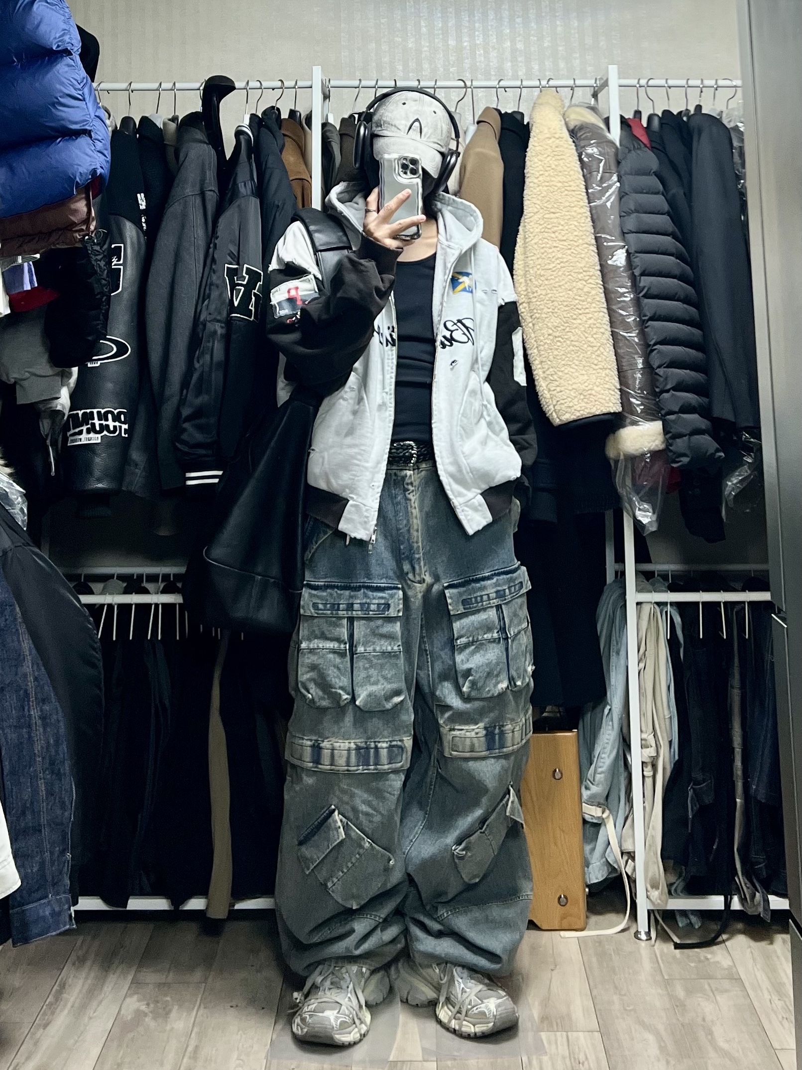 Balenciaga 3XL Sneakers Light Beige, Protocol Index Buttivore Zip Hoodie White Melange 착용 스타일