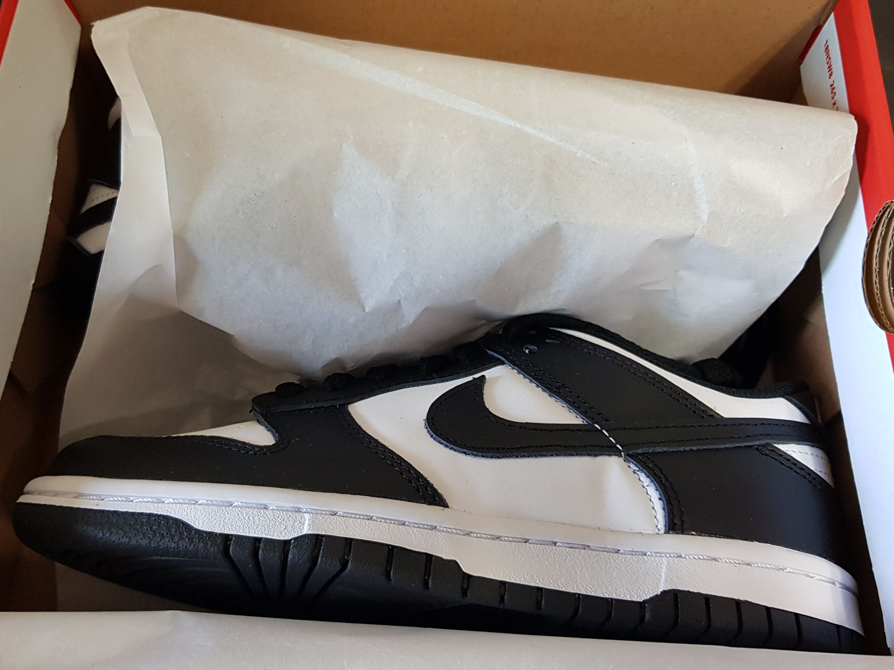 Nike Dunk Low Retro Black 착용 스타일