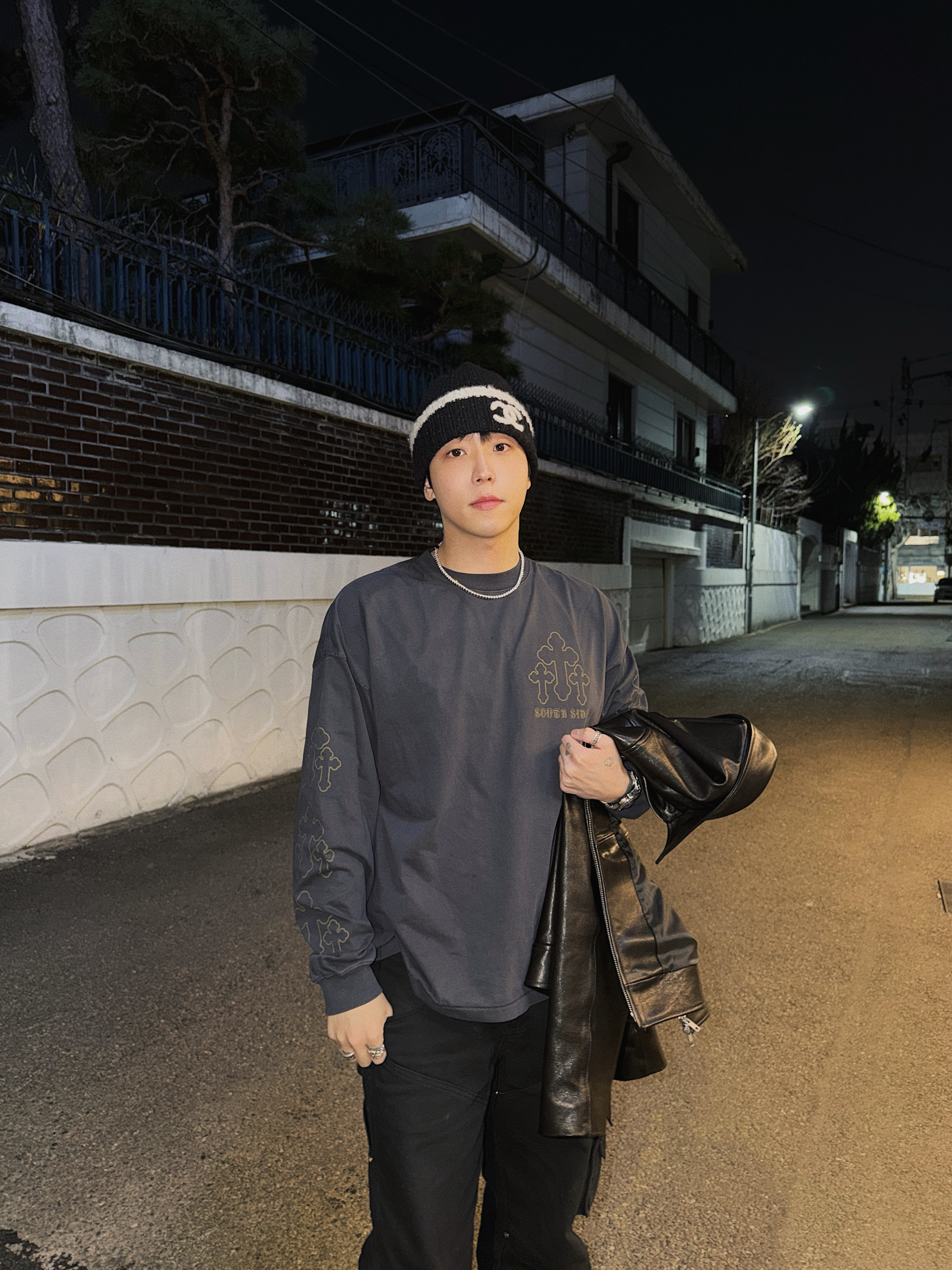 STU Lambskin Zipper Leather Jacket In Black, Vacant Archive Men Fedry Work-Pants Black 착용 스타일 - 10