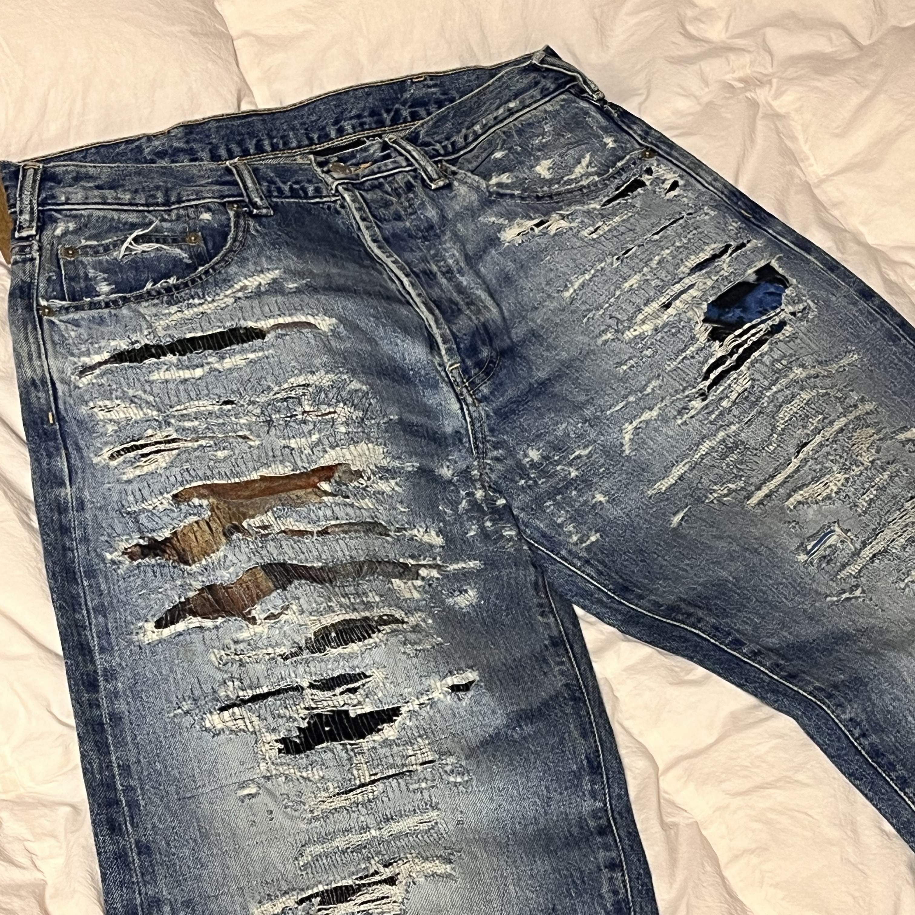 Supreme x MM6 Maison Margiela Distressed Loose Fit Selvedge Jean Washed Indigo - 26SS 착용 스타일