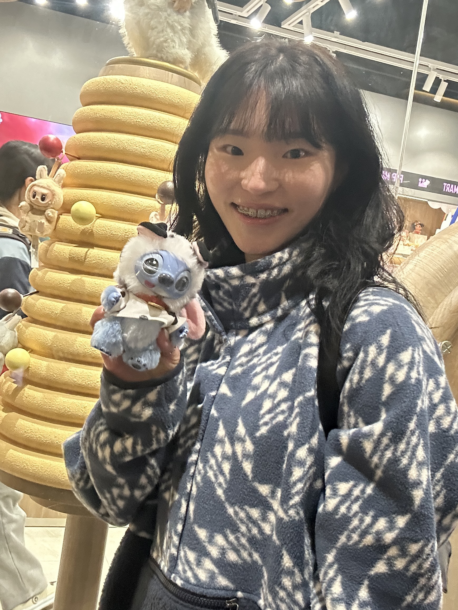 Pop Mart Stitch Adventure Series Vinyl Plush Pendant Dalmatian Stitch (Opened Case), Patagonia Retro Pile Half Snap Fleece Pullover New Navy 착용 스타일 - 1