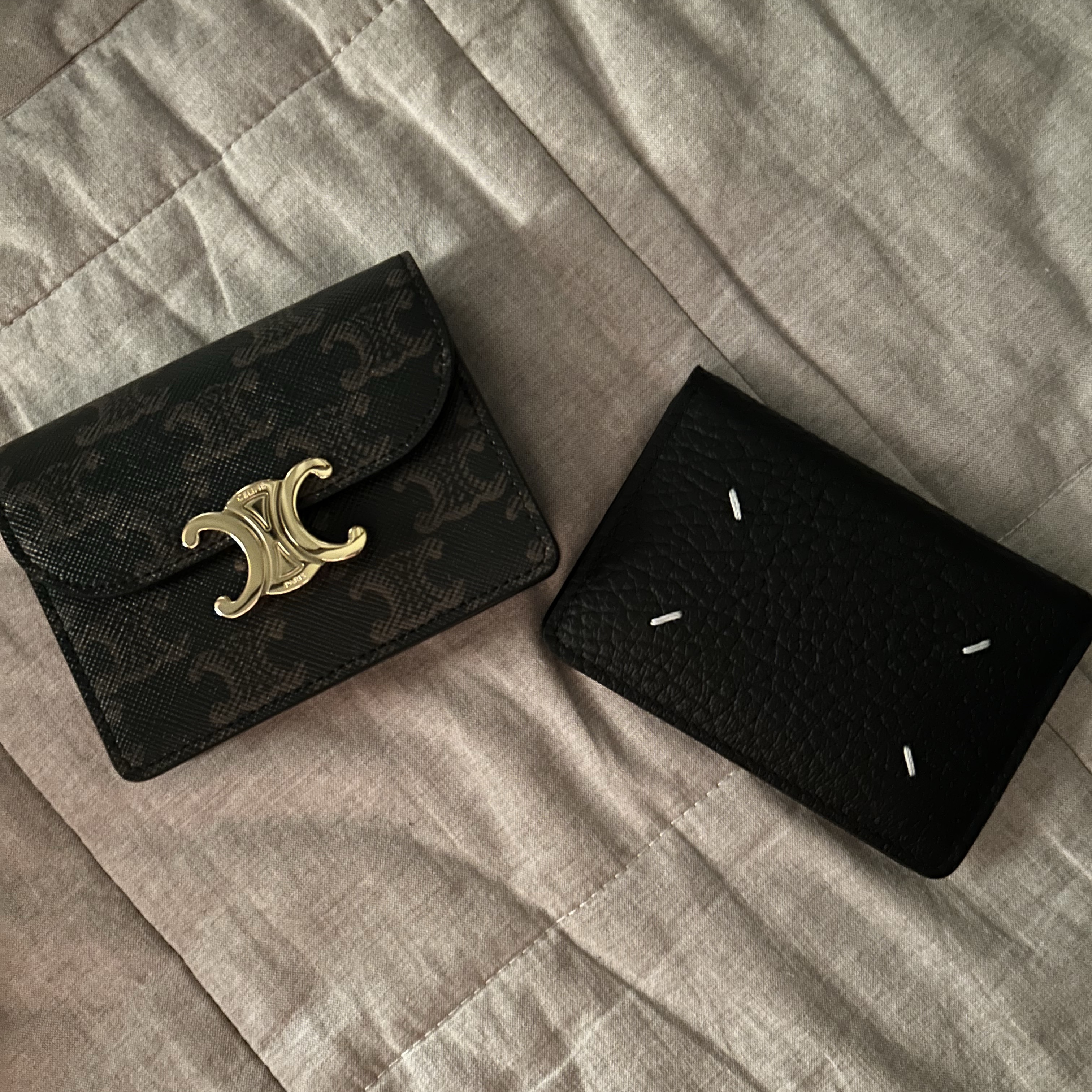 Maison Margiela Bovine Leather Card Holder Black, Celine Card Holder with Flap in Triomphe Canvas Tan 착용 스타일