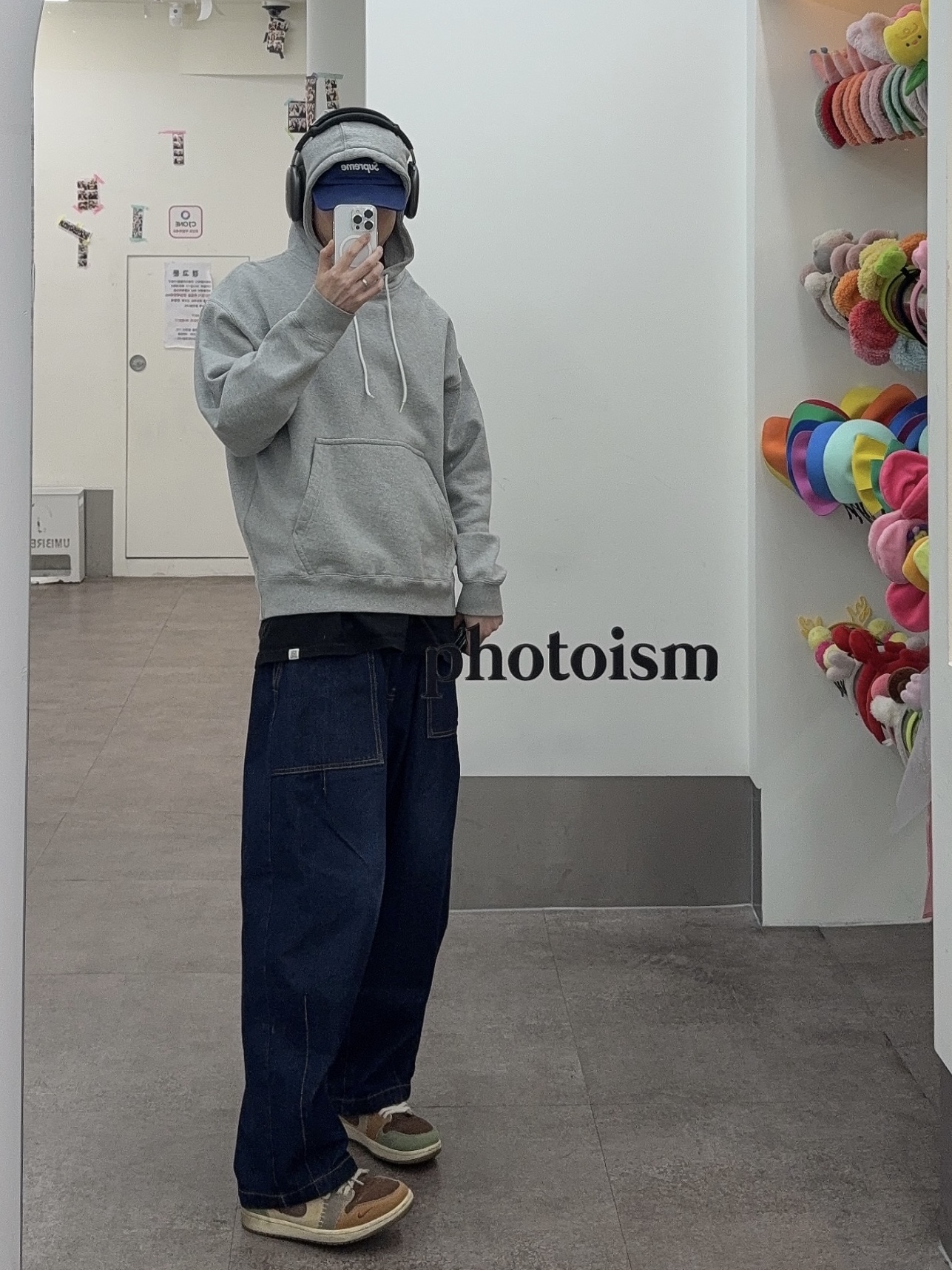 Jordan 1 x Zion Williamson Retro Low OG Flax and Oil Green, Nike Solo Swoosh Fleece Pullover Hoodie Grey - Asia 착용 스타일 - 1